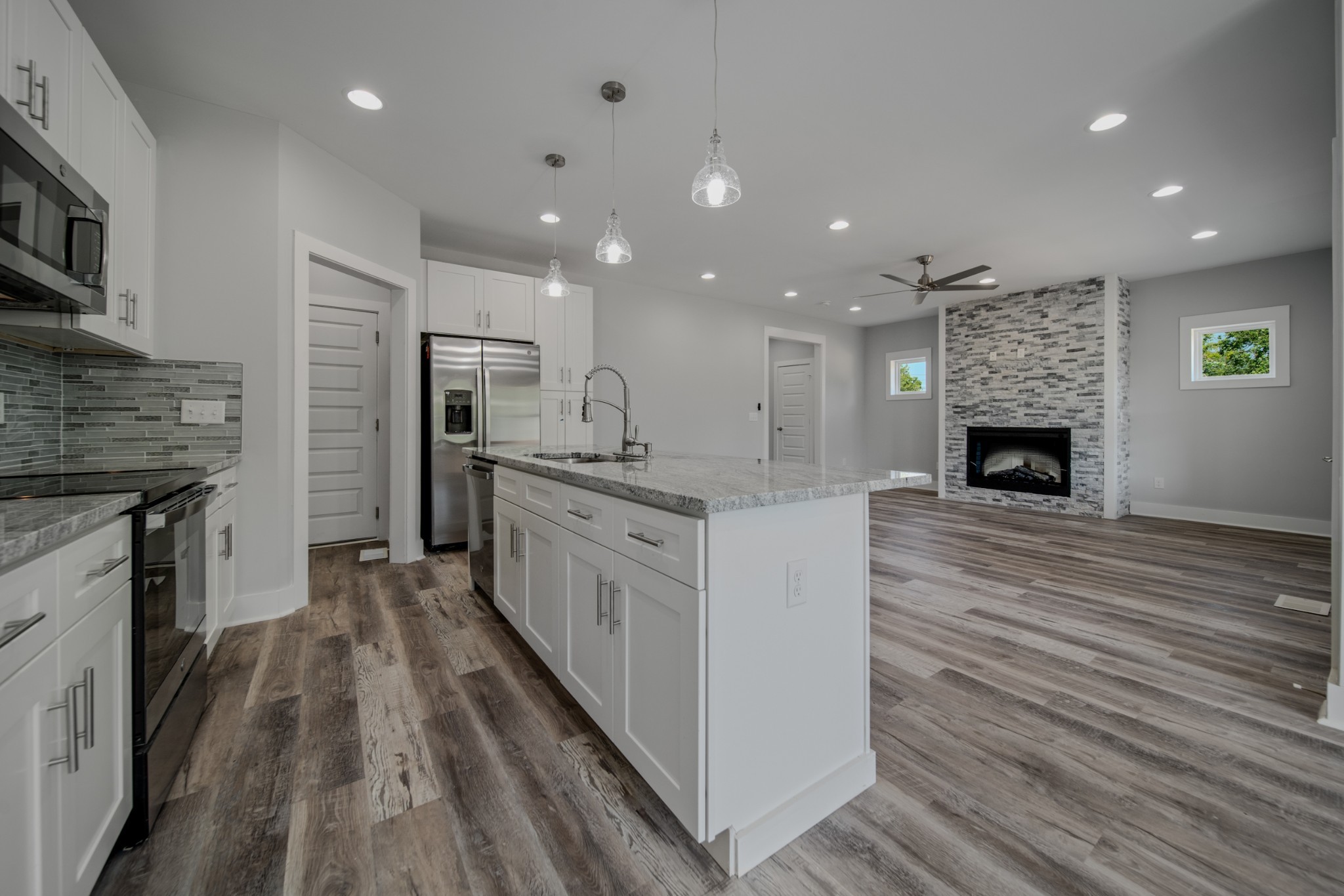 Image 10 of 58 For 3809 66th Street