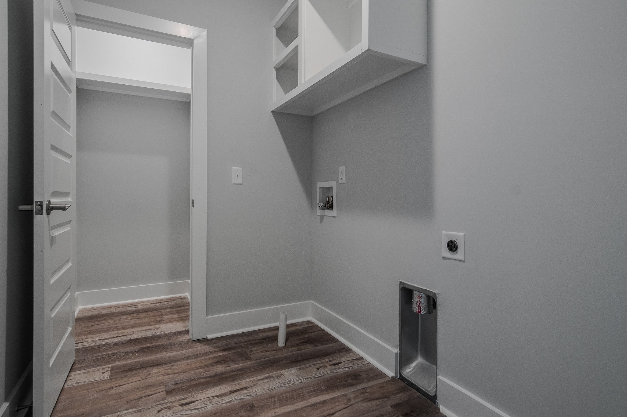Image 17 of 58 For 3809 66th Street