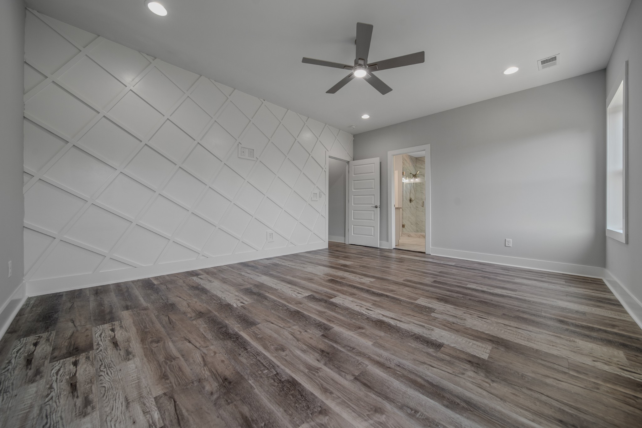 Image 20 of 58 For 3809 66th Street