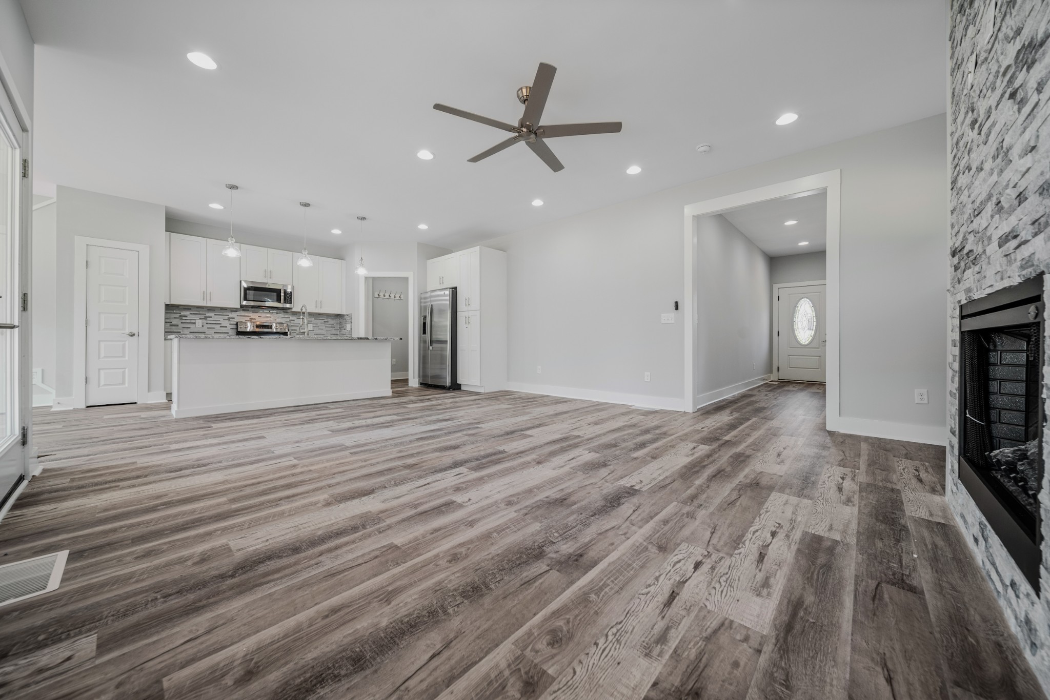 Image 6 of 58 For 3809 66th Street