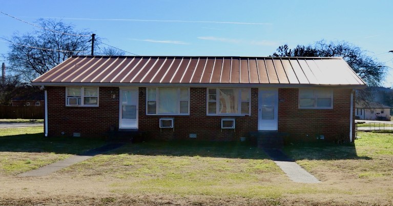 Image 3 of 46 For 7536 60th Street