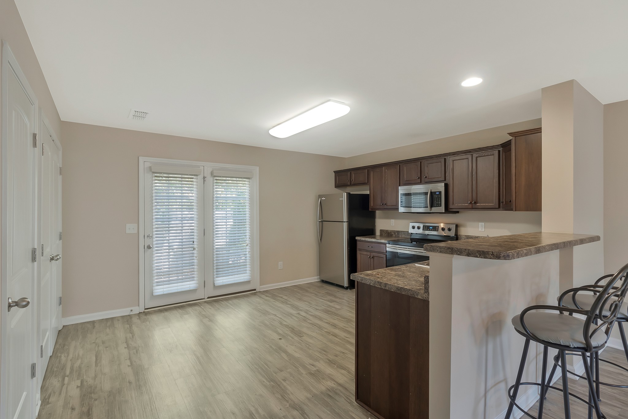Image 9 of 40 For 8532 65th Court Road