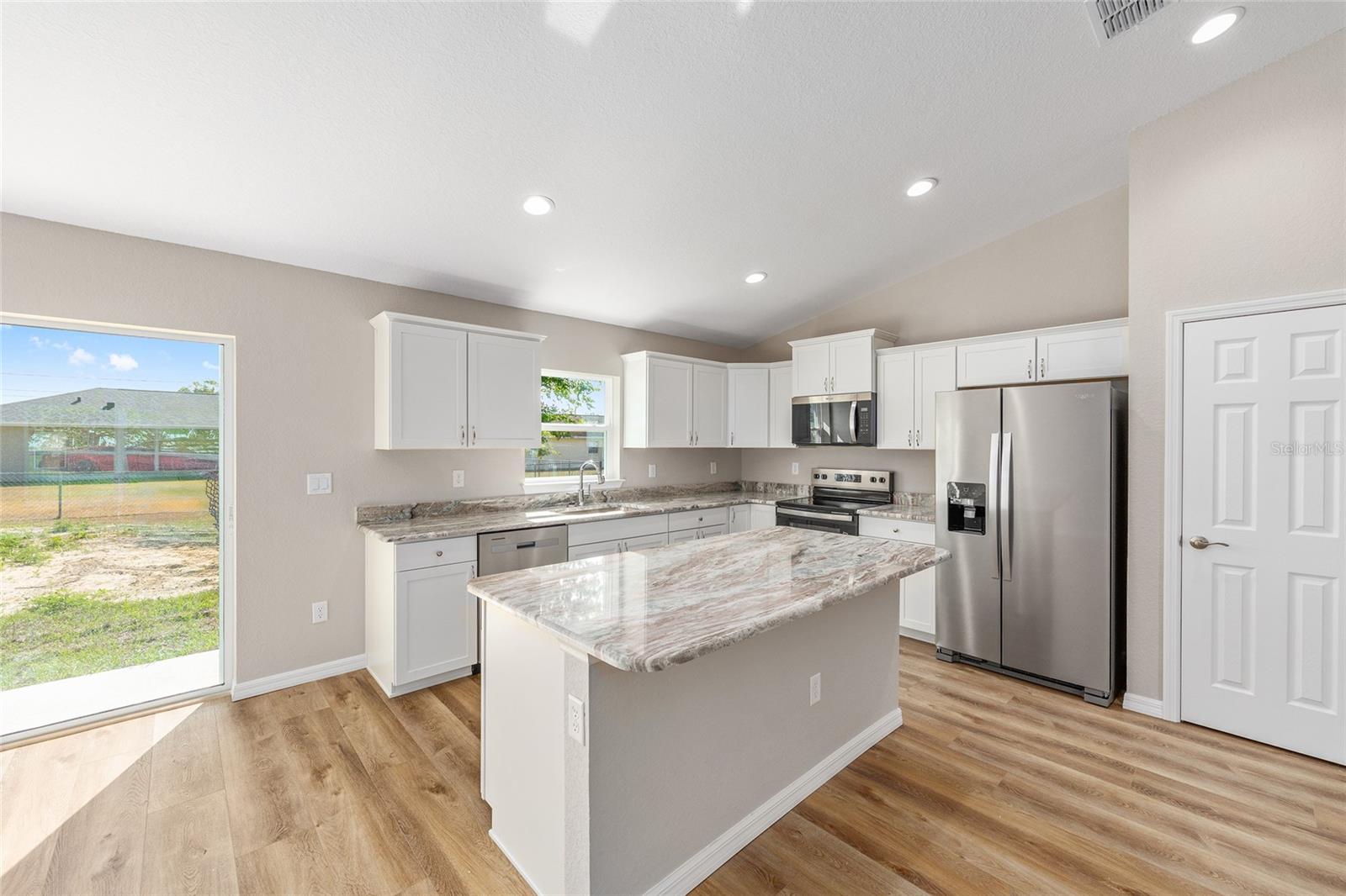 Image 6 of 18 For 17603 112th Lane