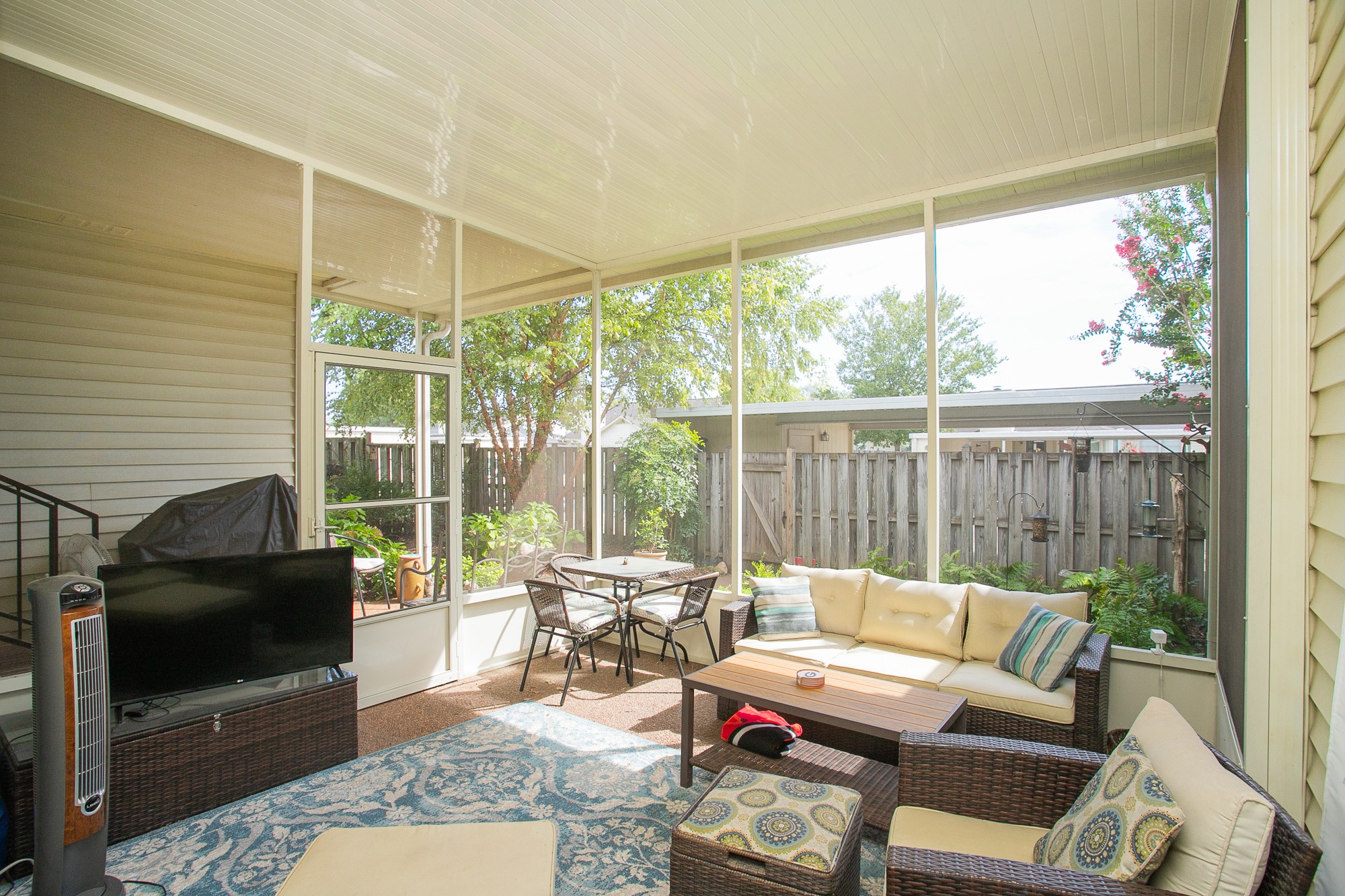 Image 12 of 17 For 17645 112th Lane