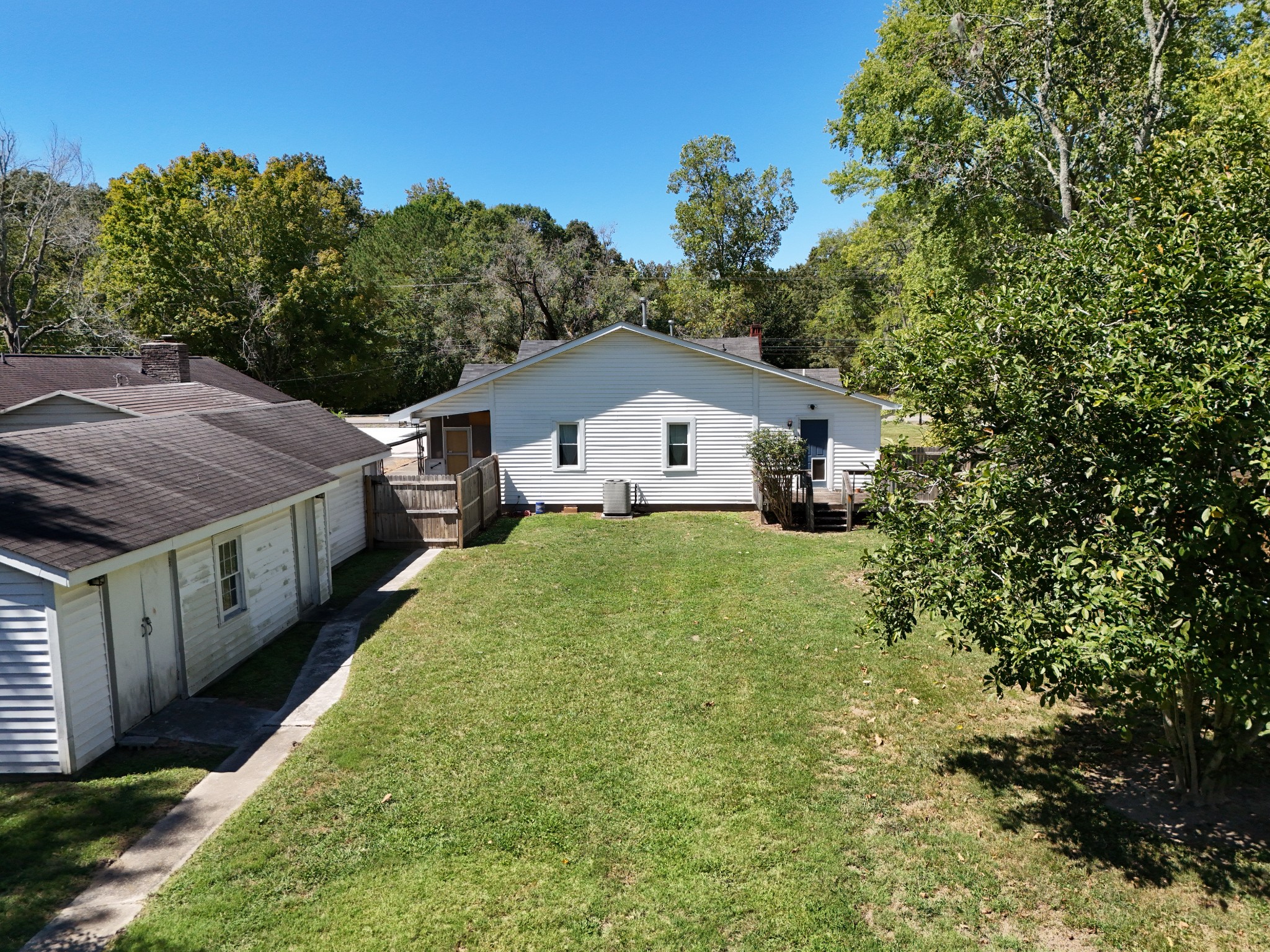 Image 24 of 27 For 8926 192nd Court Road
