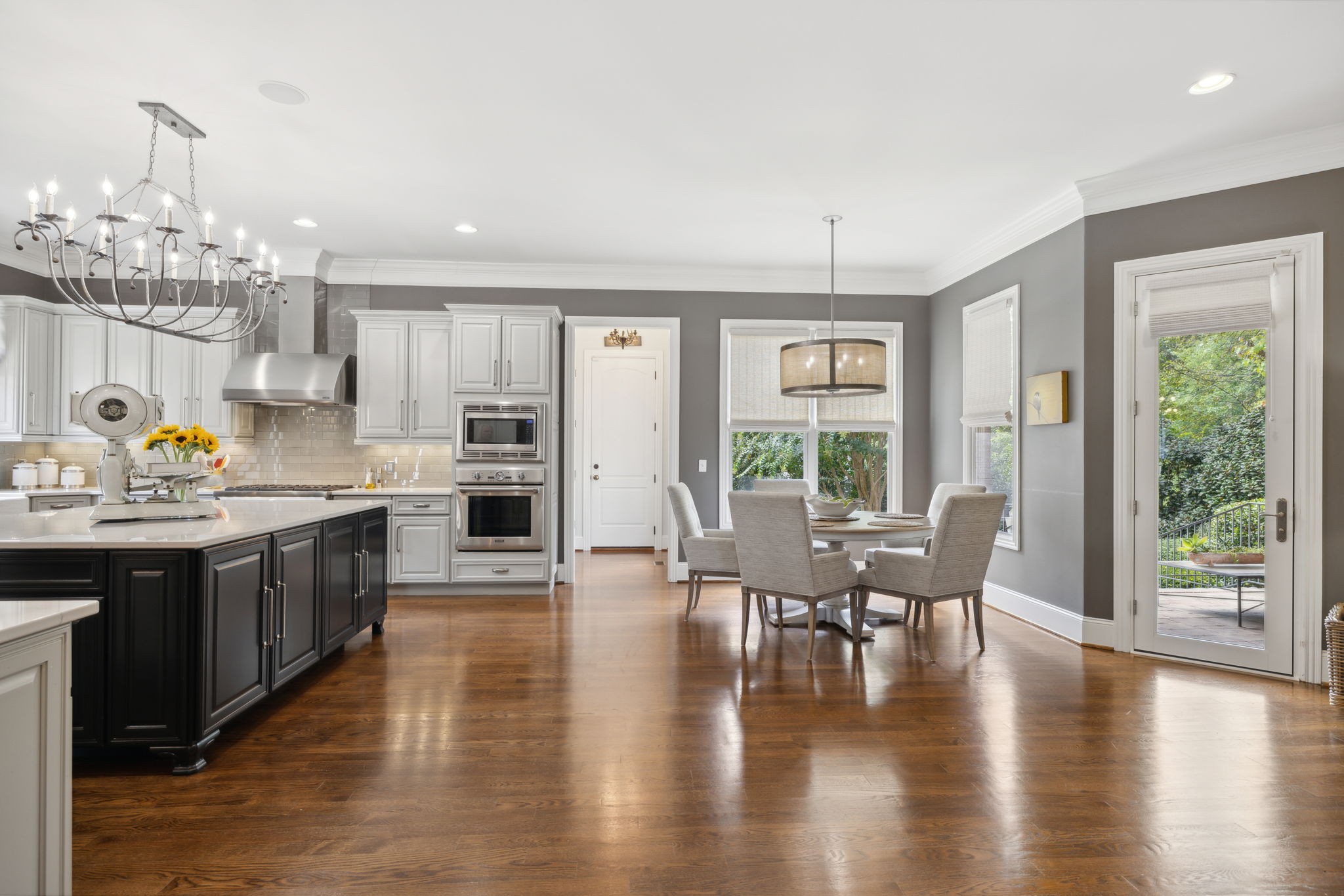 Listing photo id 18 for 10569 98th Place