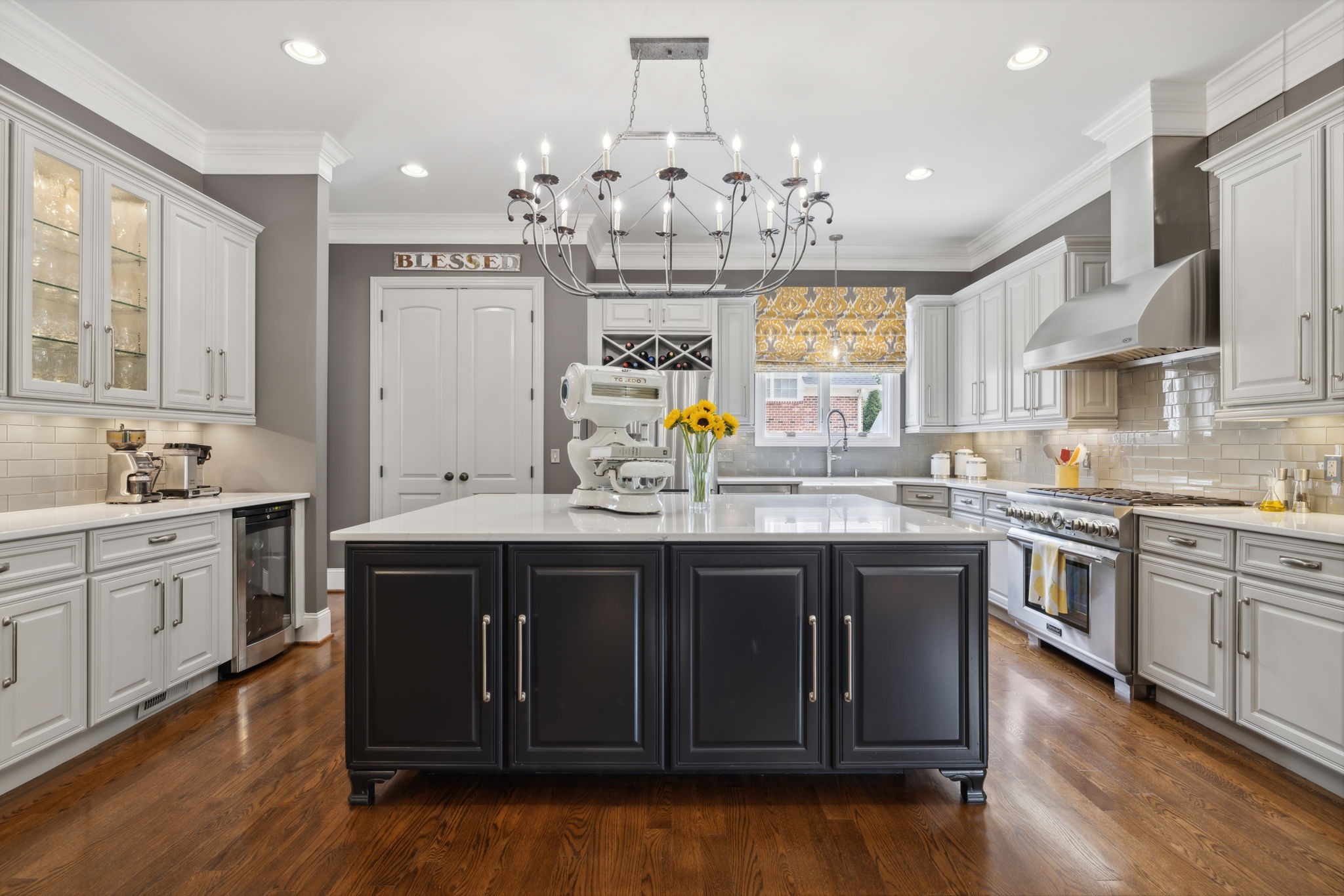Listing photo id 31 for 10569 98th Place