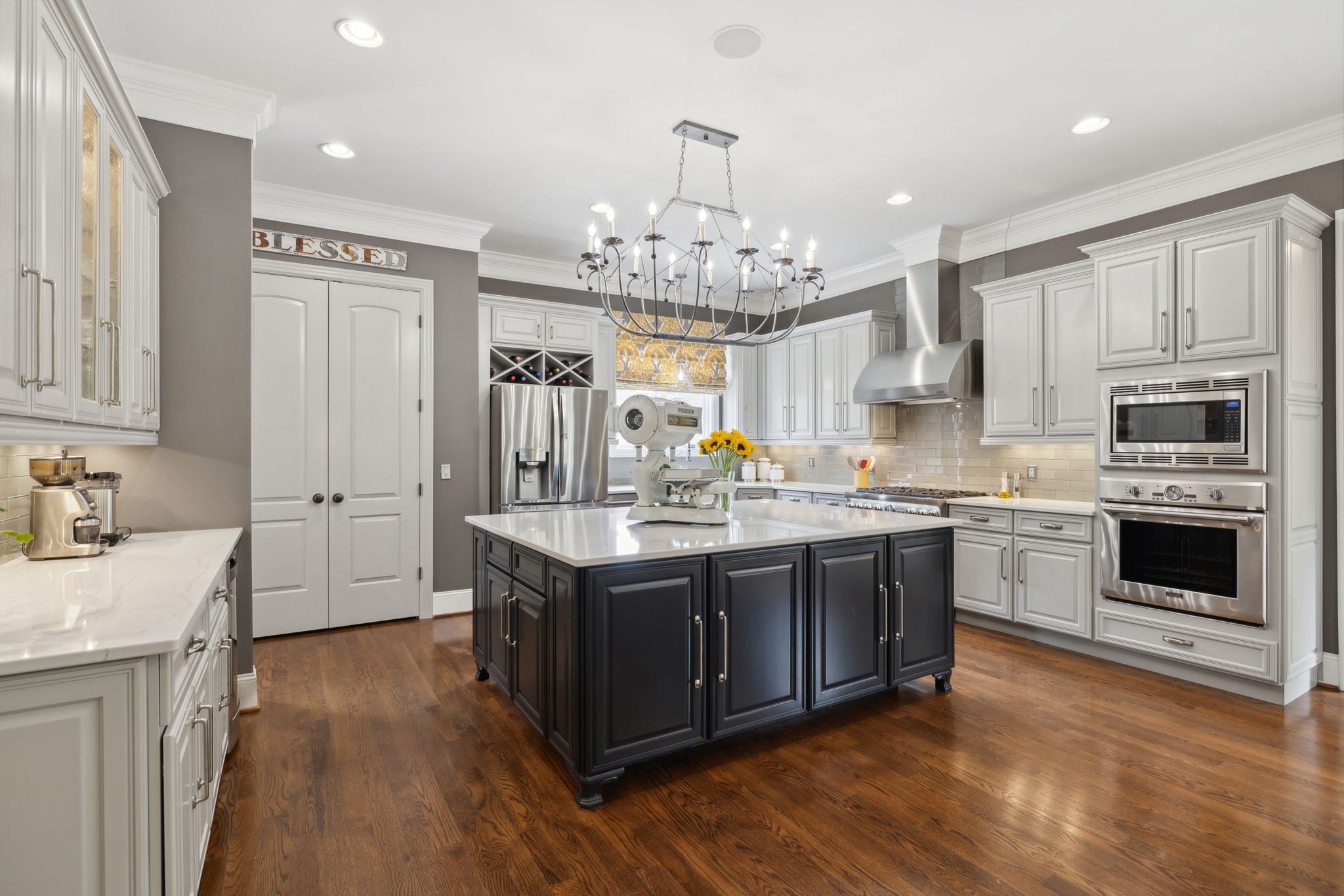 Listing photo id 33 for 10569 98th Place
