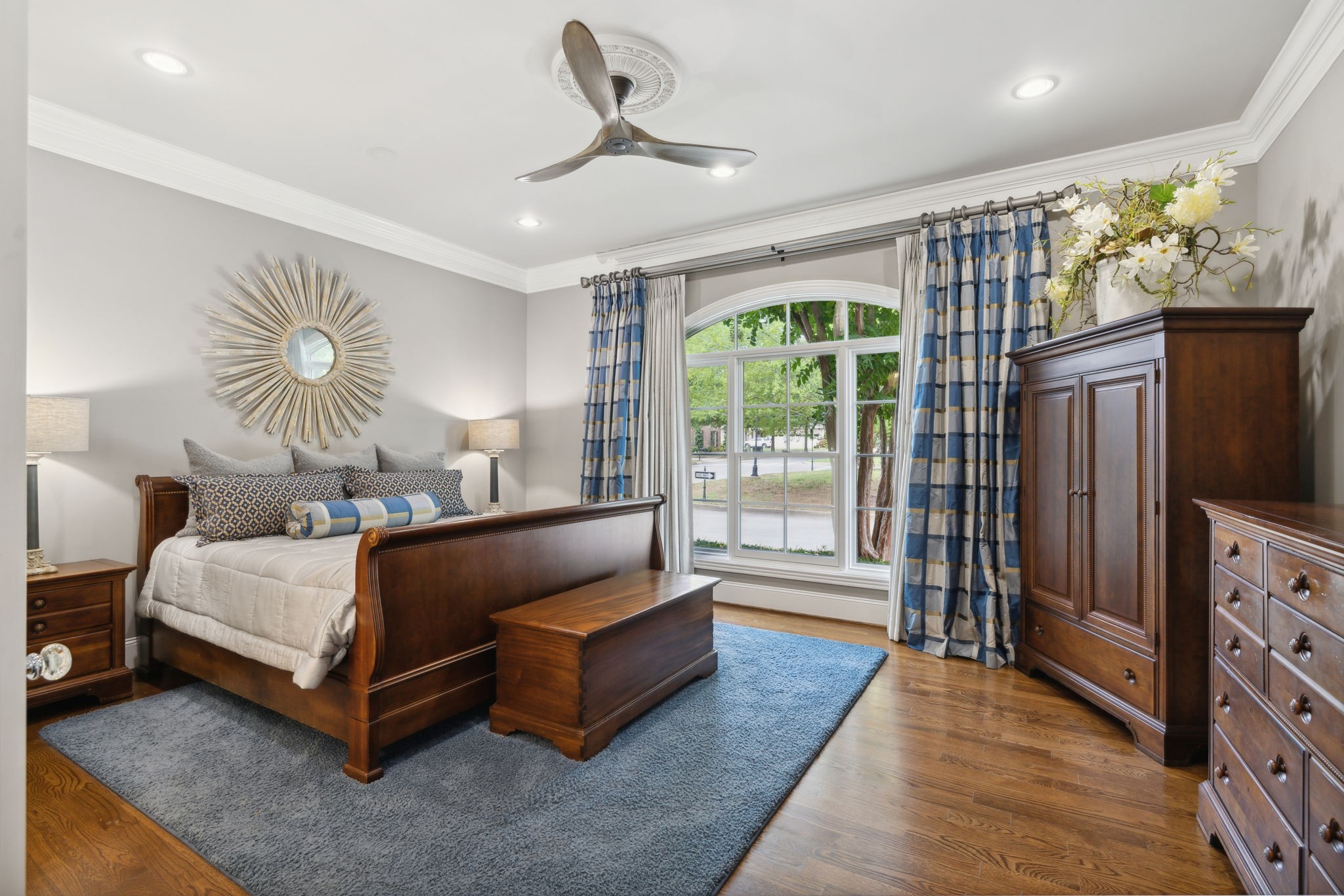 Listing photo id 36 for 10569 98th Place