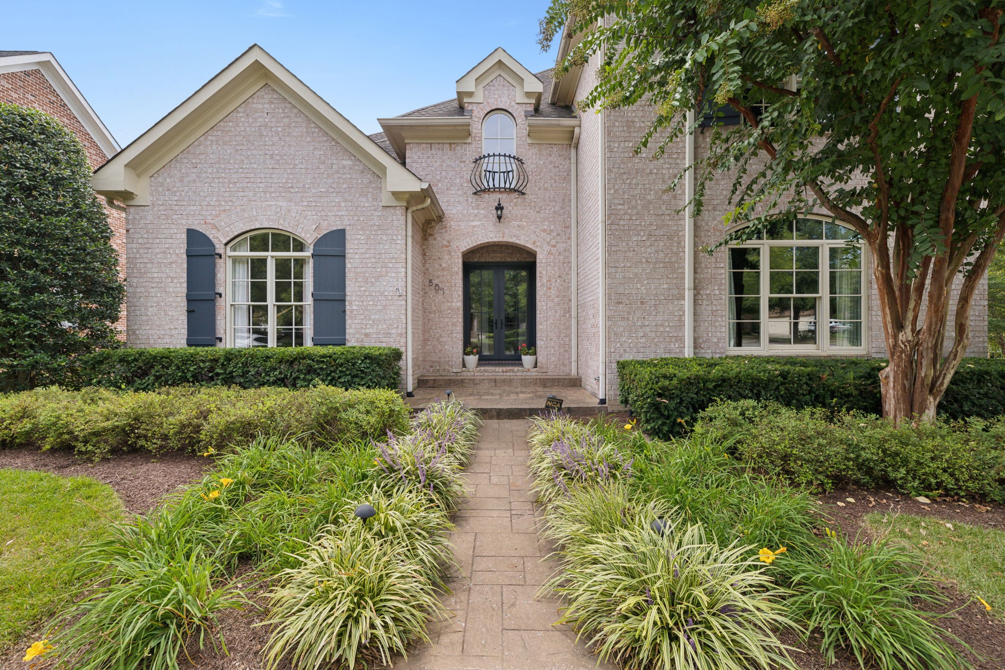 Listing photo id 4 for 10569 98th Place