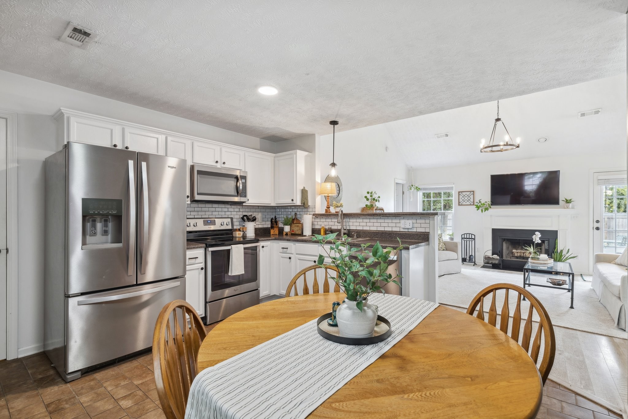 Image 5 of 19 For 6638 108th Lane
