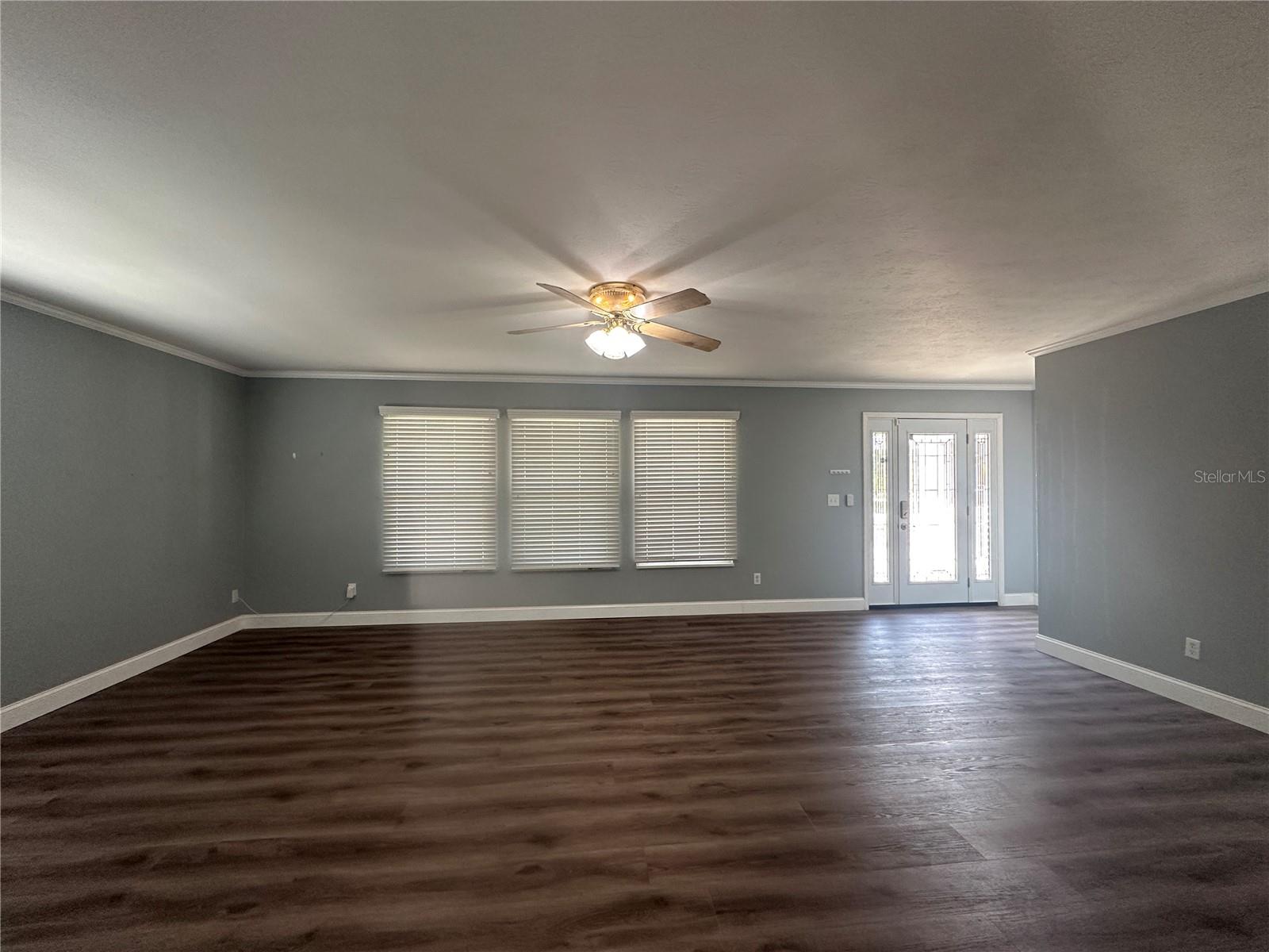 Image 3 of 29 For 121 Arapahoe Lane