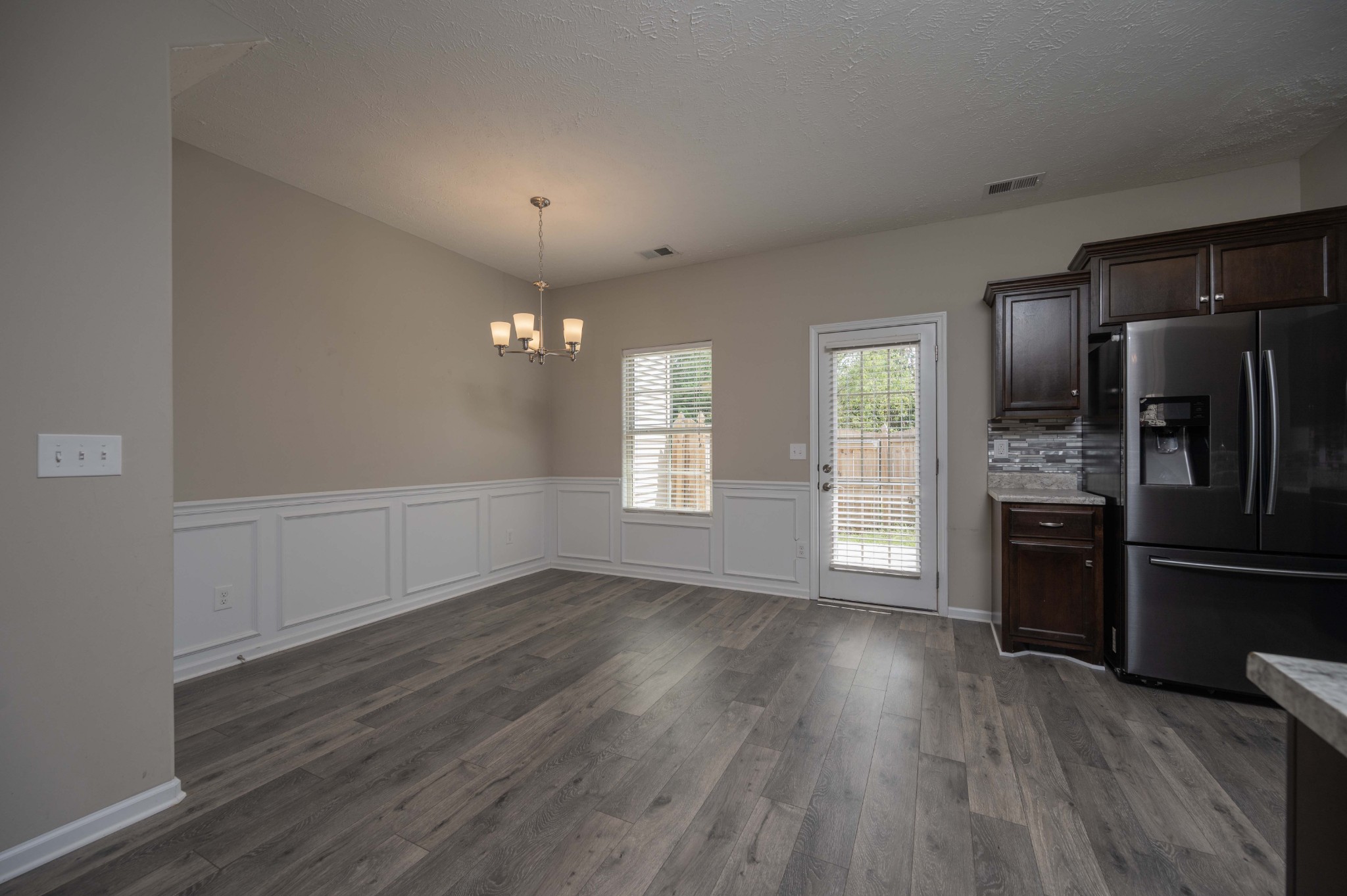 Listing photo id 6 for 11900 Bayshore Drive