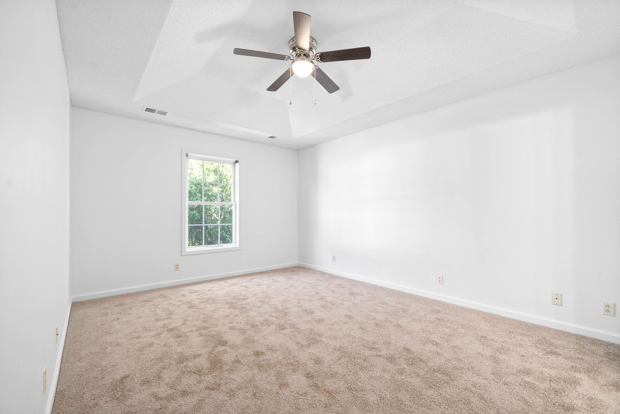 Image 22 of 29 For 2209 40th Avenue