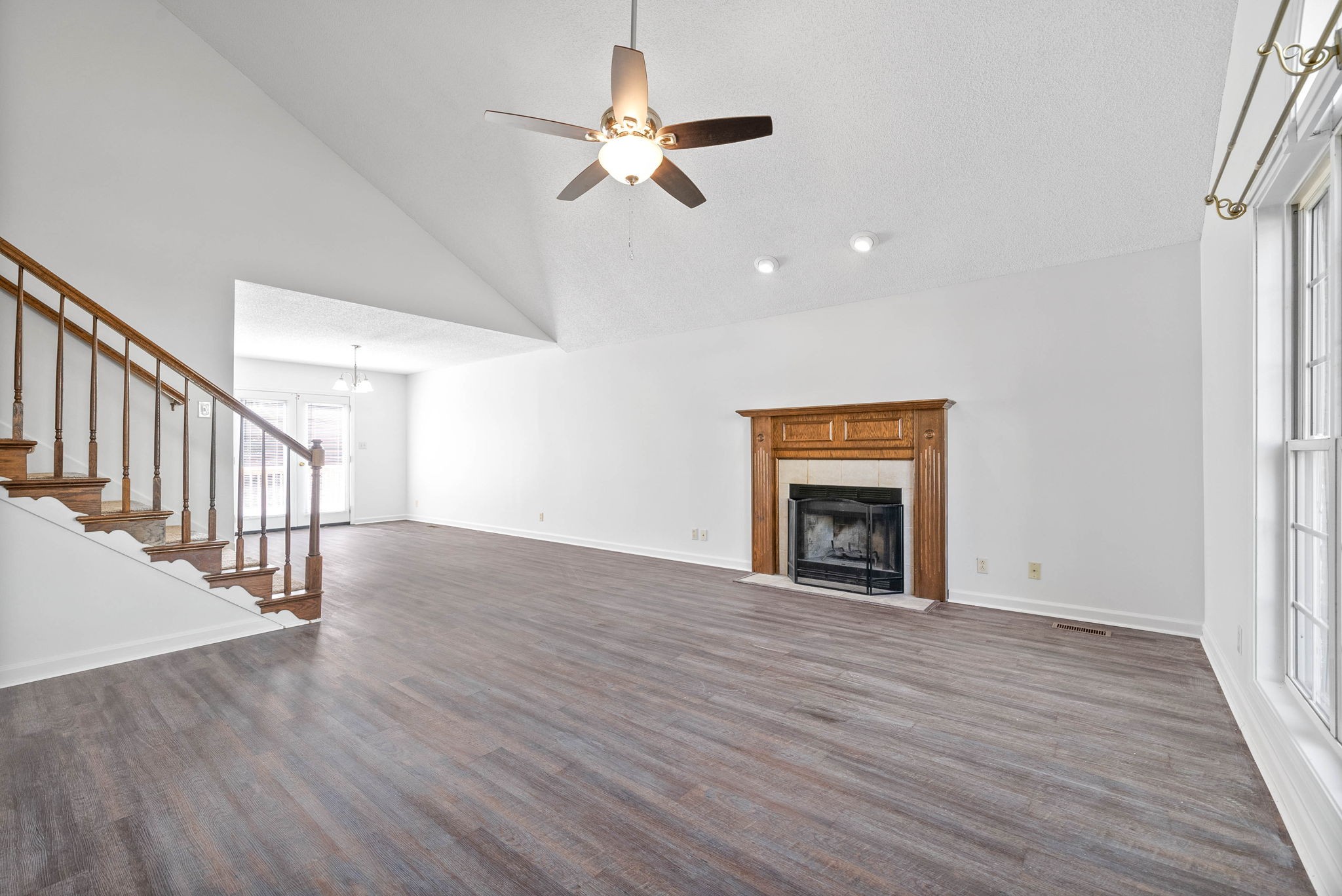Image 5 of 29 For 2209 40th Avenue