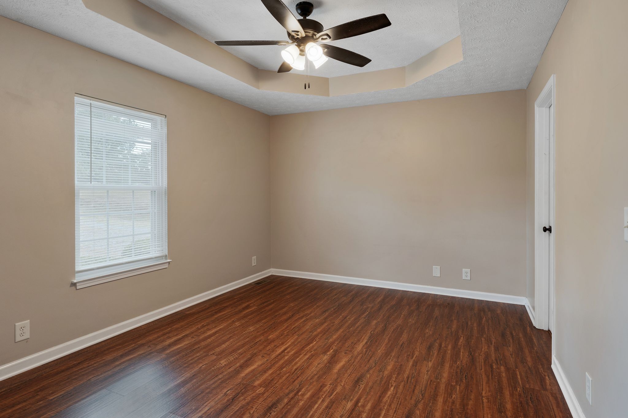Image 11 of 47 For 2608 Casso Court