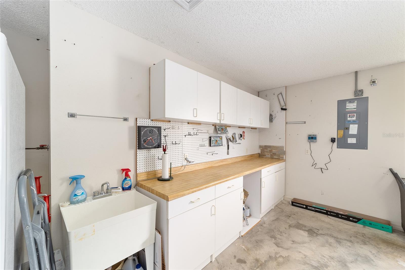 Image 36 of 47 For 2608 Casso Court
