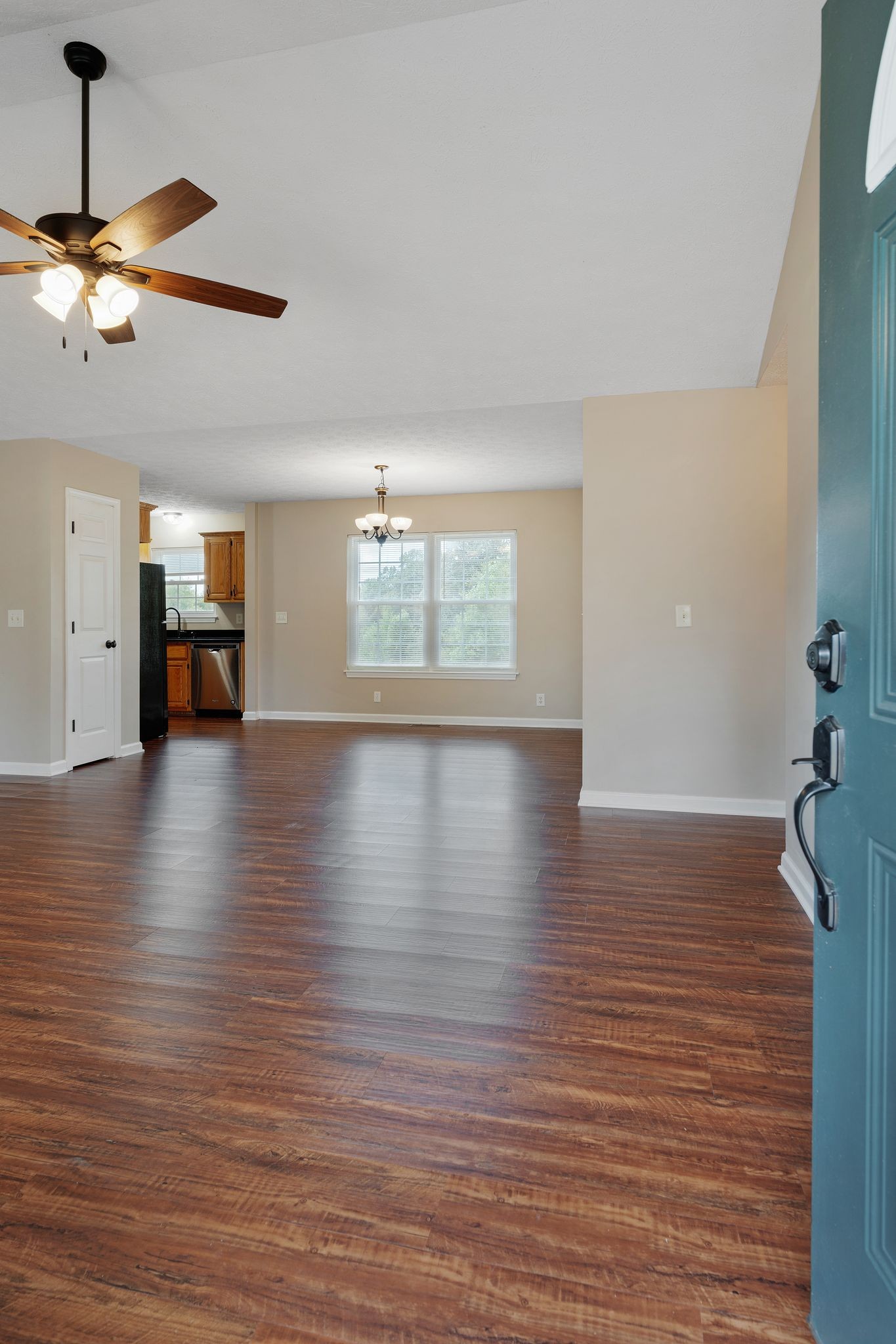 Image 6 of 47 For 2608 Casso Court