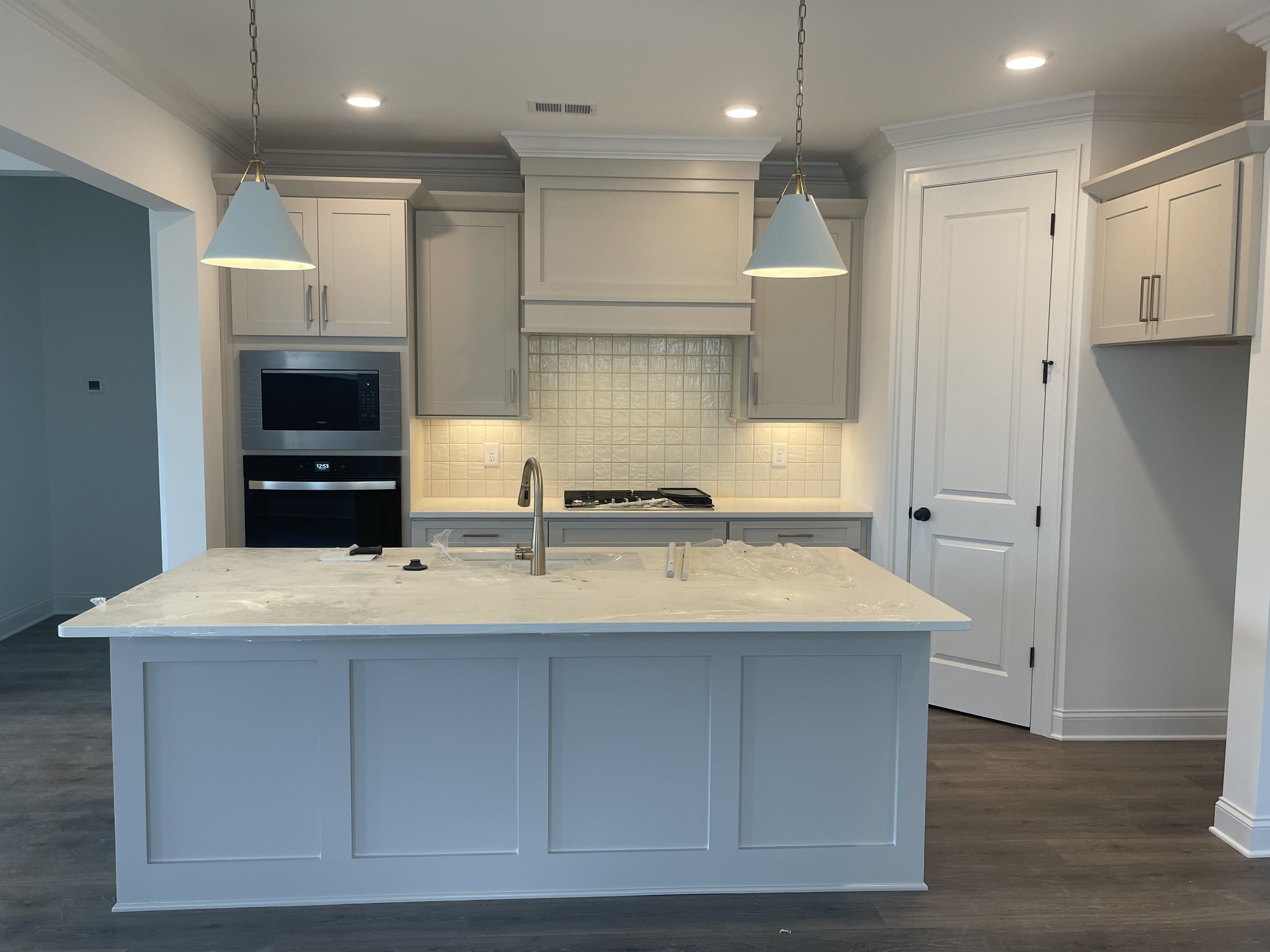 Image 3 of 22 For 3705 27th Street 621