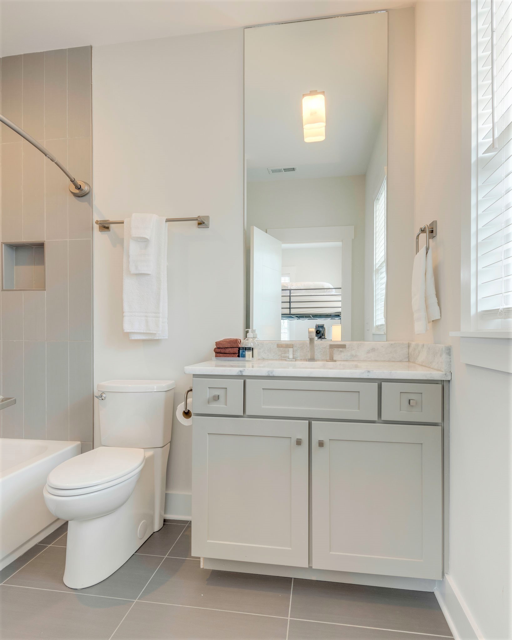 Image 17 of 24 For 7093 113th Lane
