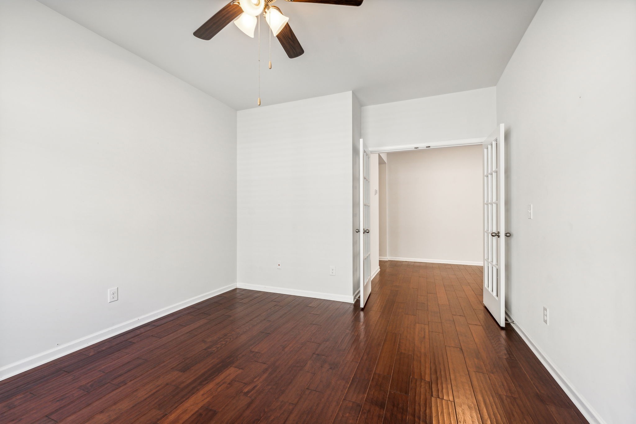 Image 11 of 32 For 9750 97th Lane