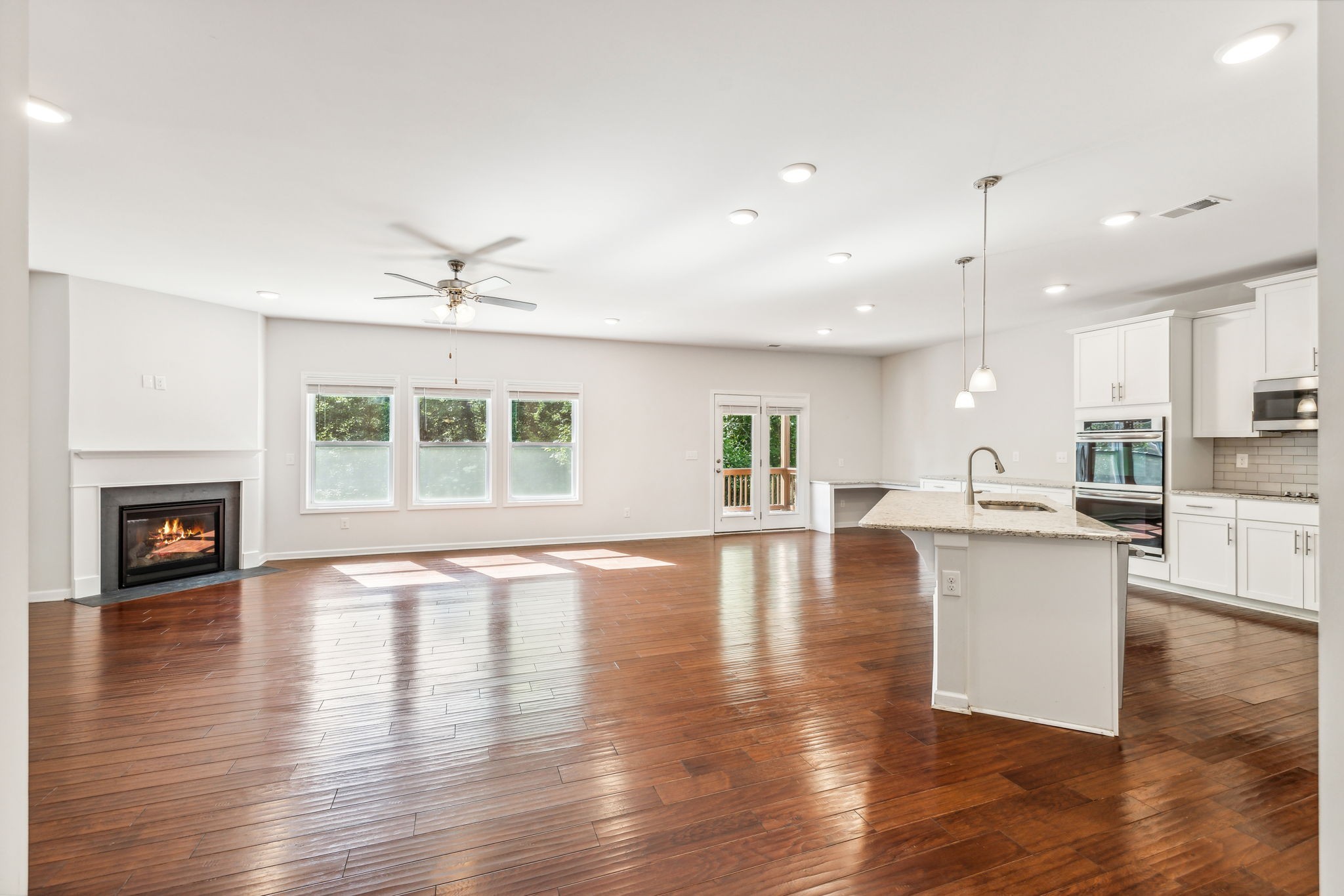 Image 13 of 32 For 9750 97th Lane