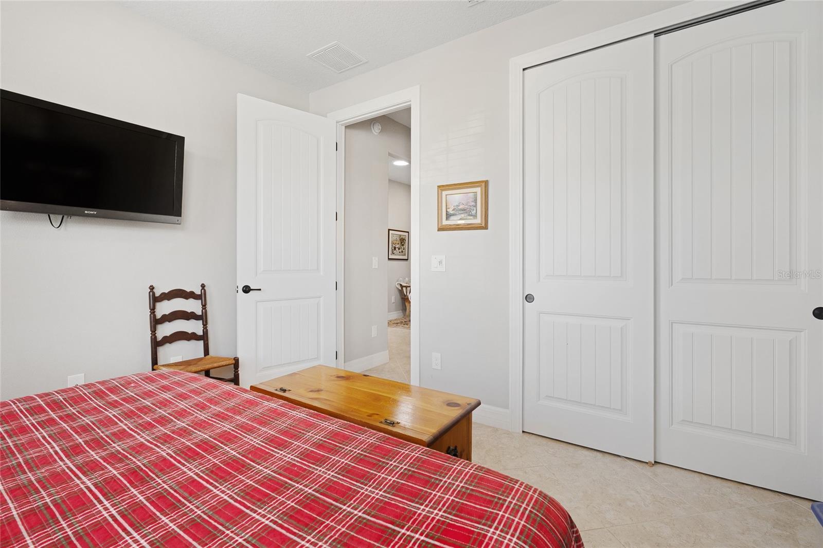 Listing photo id 8 for 6576 94th Circle