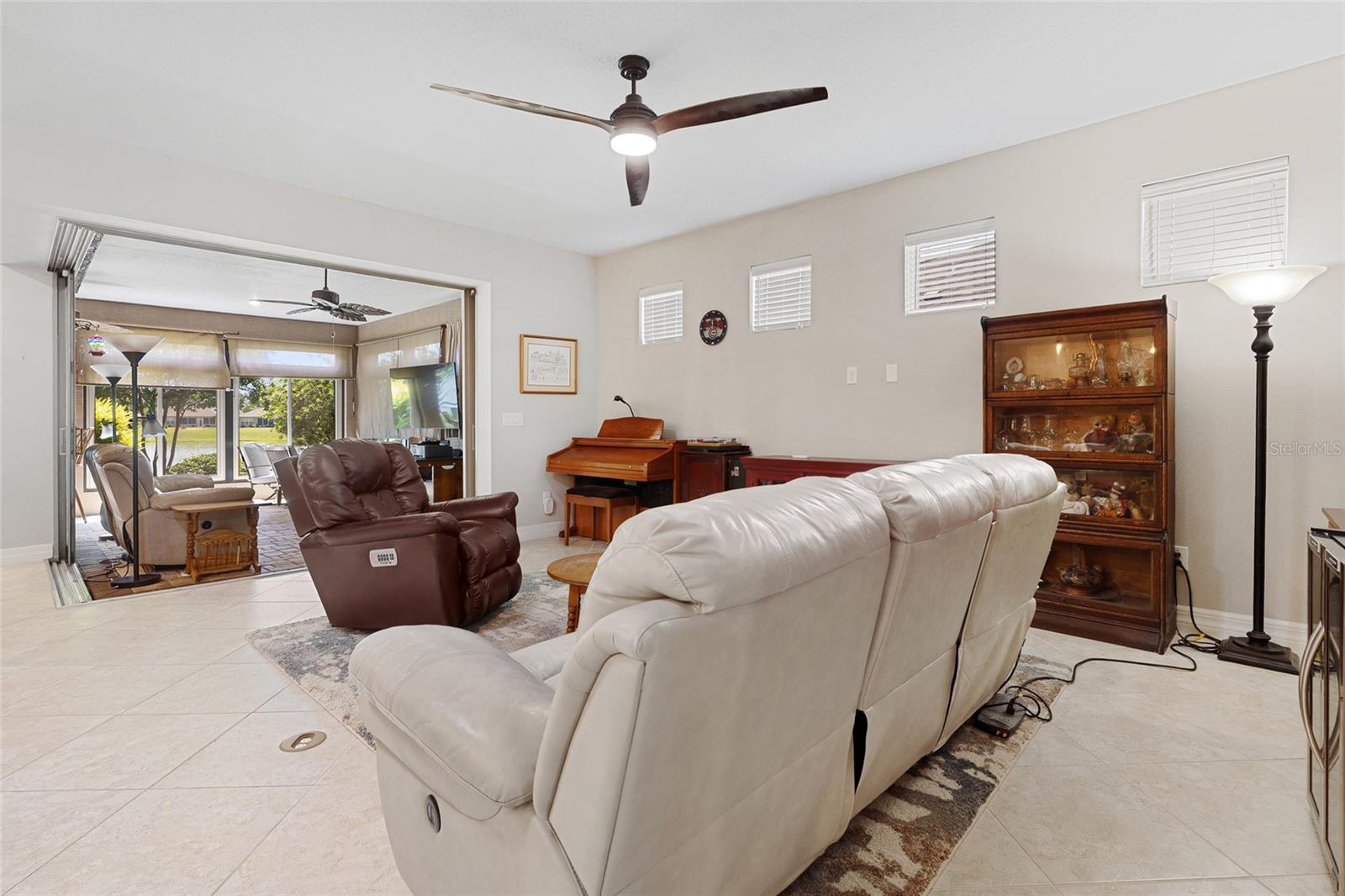 Listing photo id 13 for 6576 94th Circle