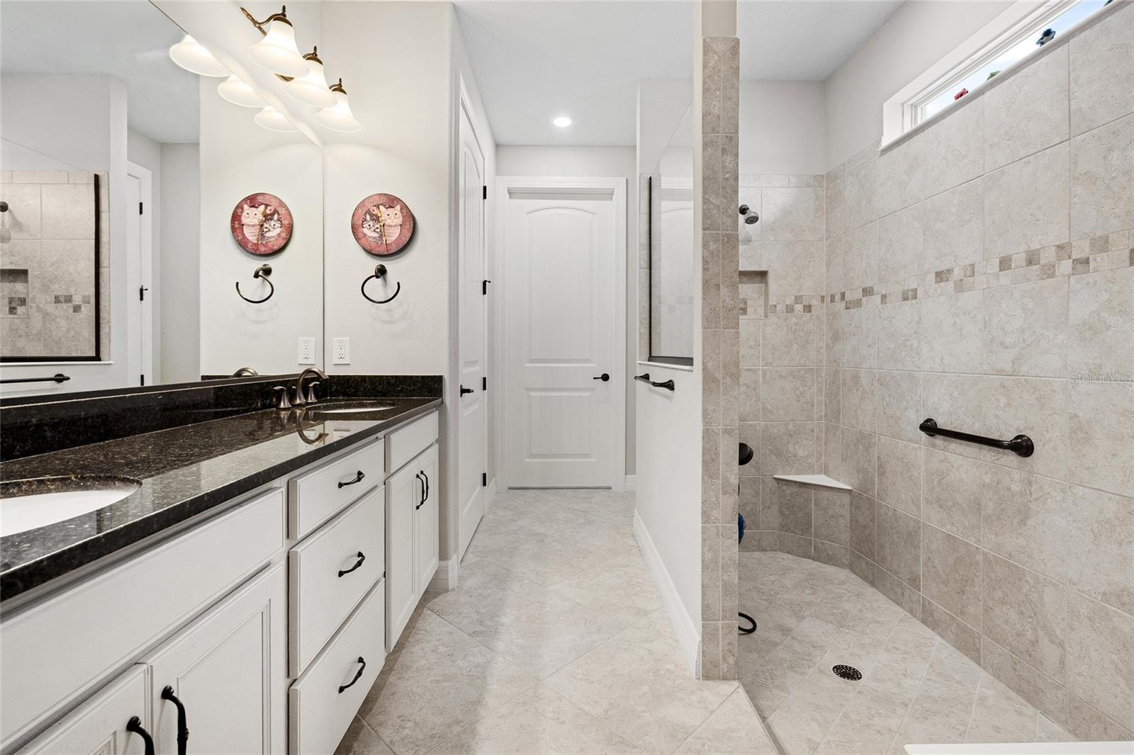 Listing photo id 22 for 6576 94th Circle