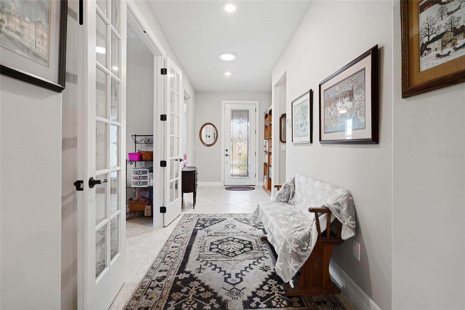 Listing photo id 4 for 6576 94th Circle