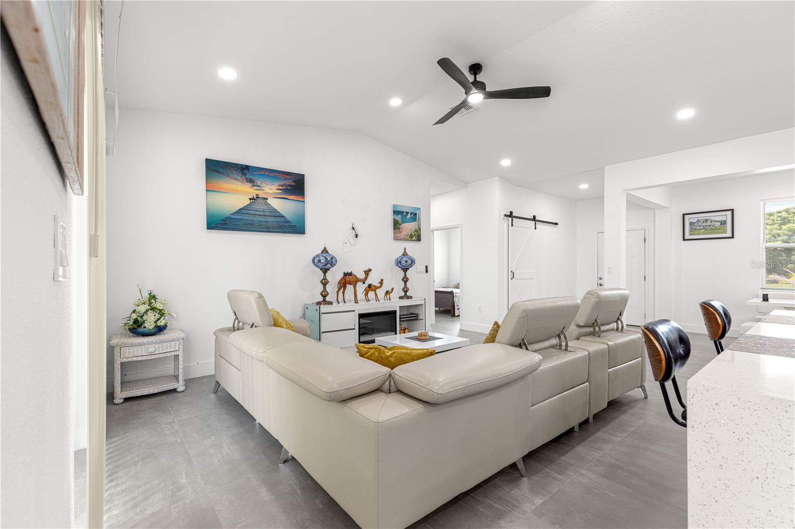 Image 23 of 47 For 10291 67th Terrace