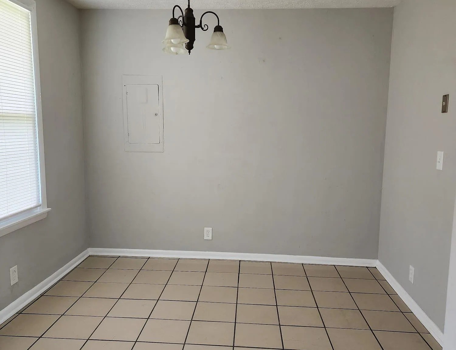 Image 4 of 47 For 10291 67th Terrace