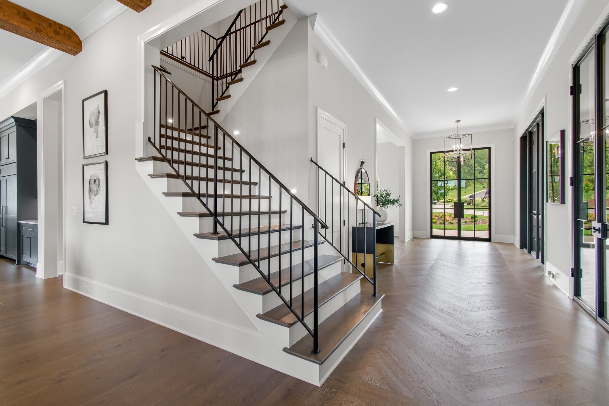 Image 9 of 11 For 206 Plum Avenue