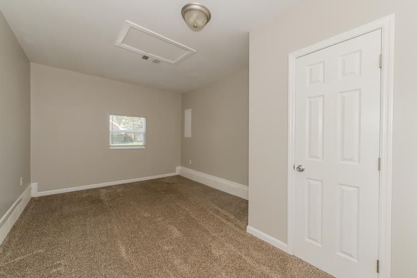 Image 10 of 50 For 28 Golf View Drive
