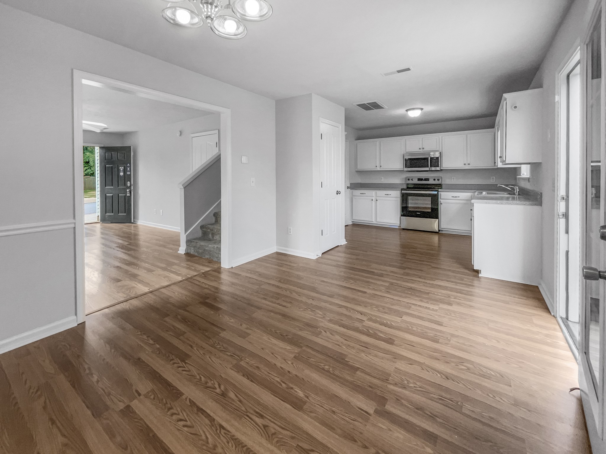 Image 12 of 27 For 3339 52nd Avenue Road