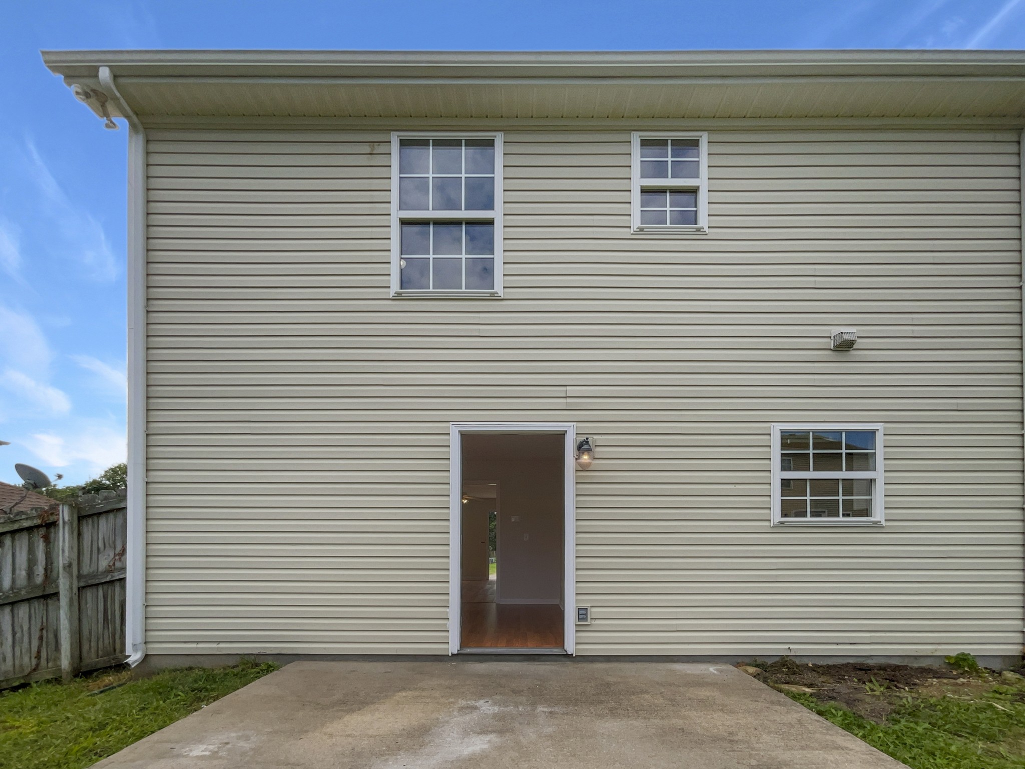 Image 19 of 27 For 3339 52nd Avenue Road