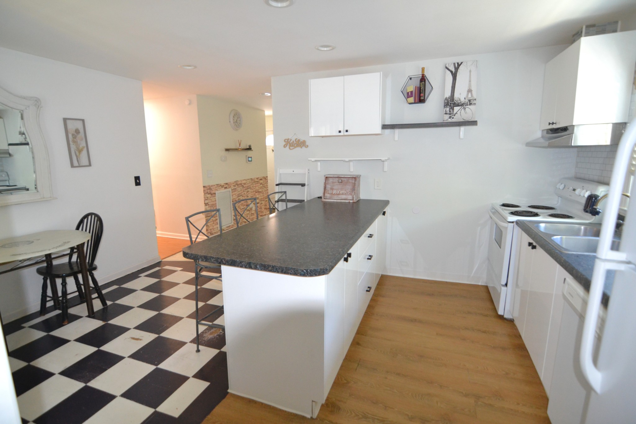 Image 12 of 13 For 4740 20th Street
