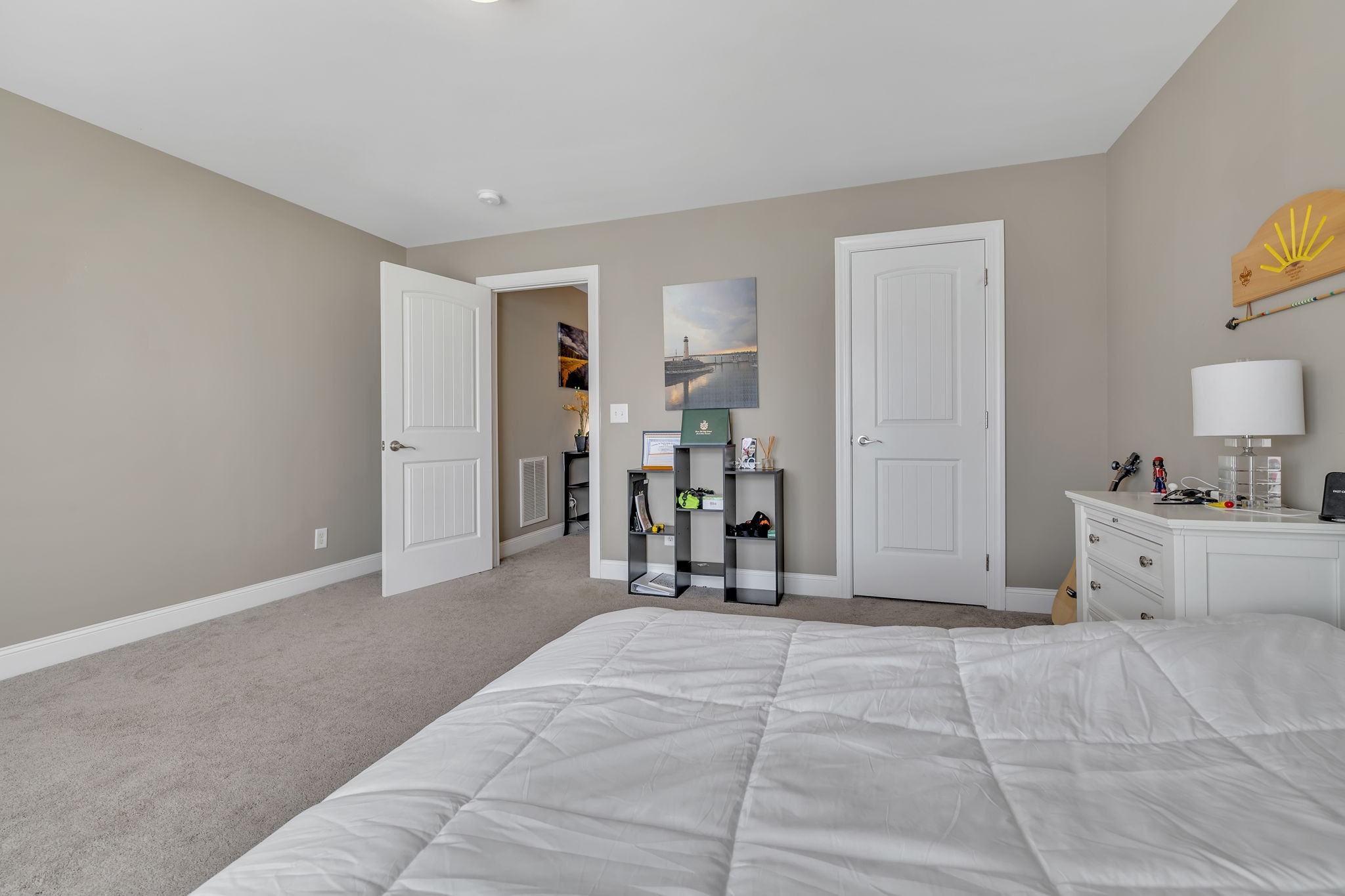Image 27 of 36 For 9685 Southern Belle Drive