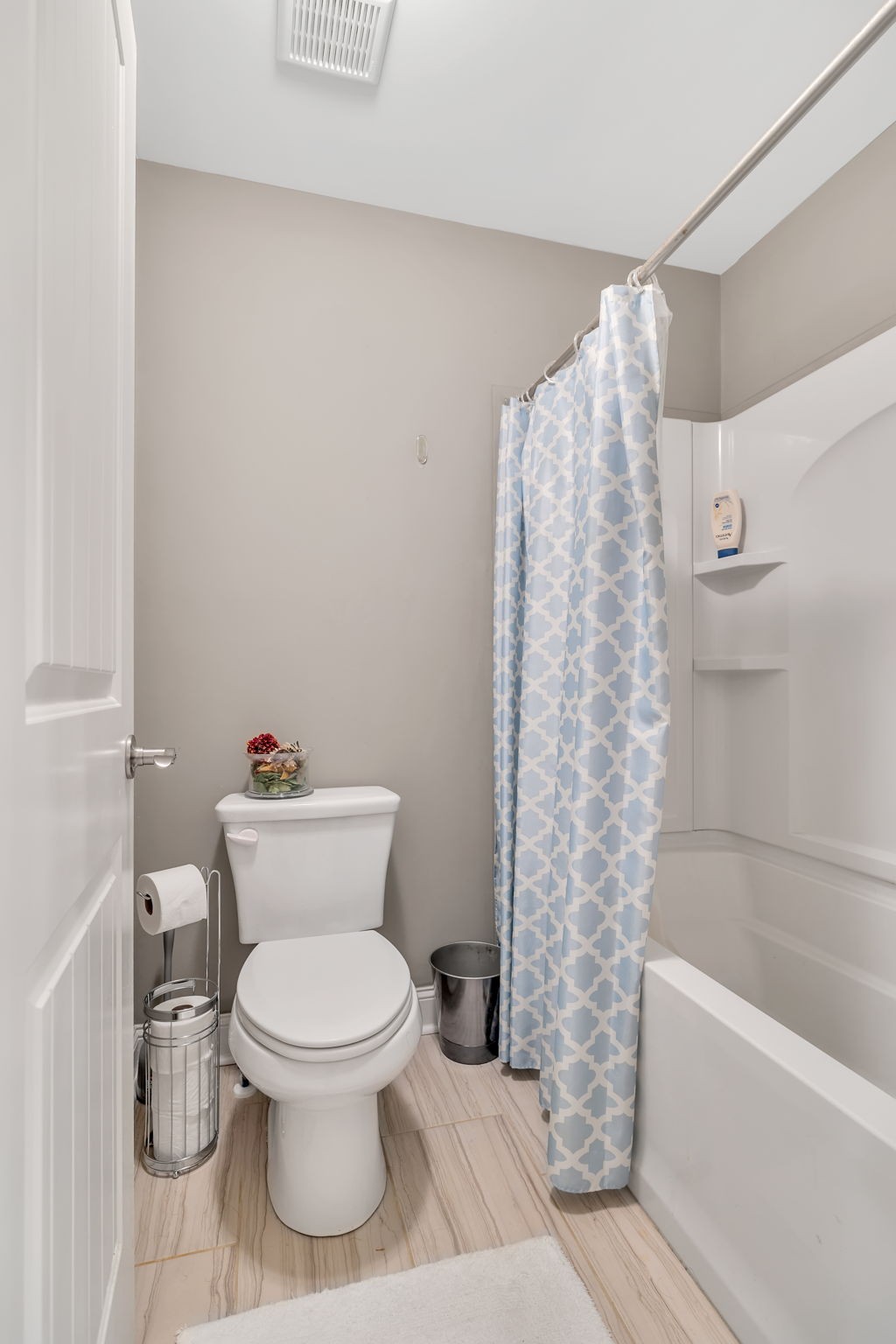 Image 29 of 36 For 9685 Southern Belle Drive