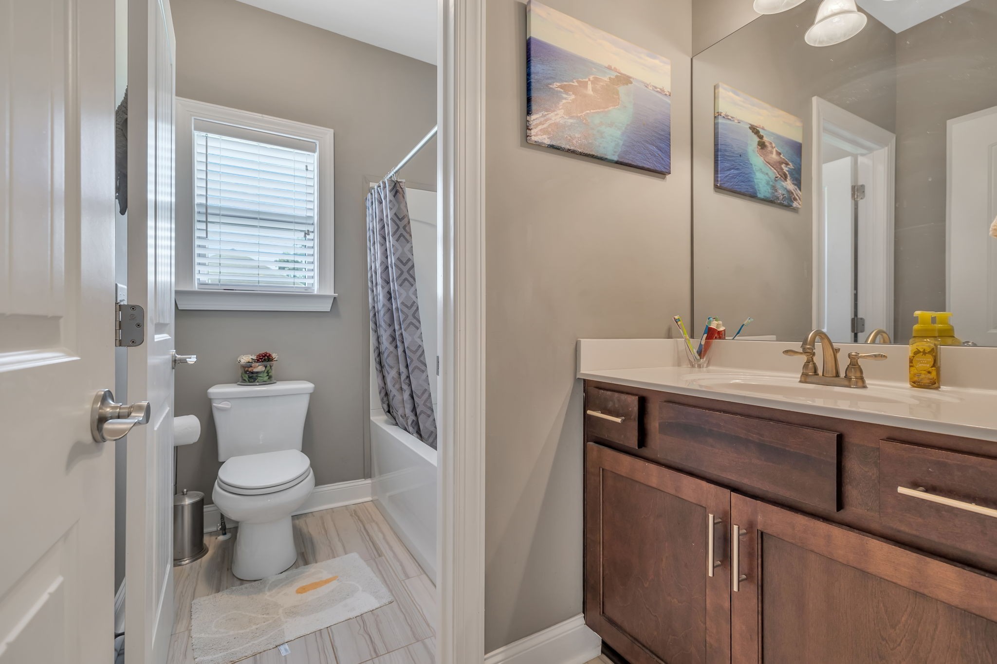 Image 33 of 36 For 9685 Southern Belle Drive