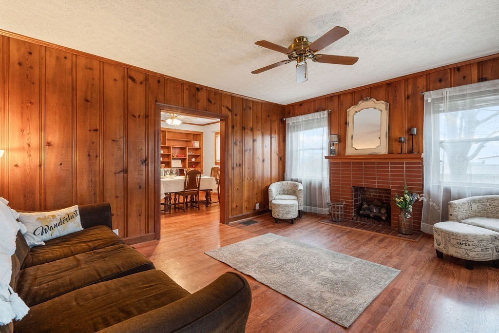 Image 3 of 22 For 1051 Citrus Avenue