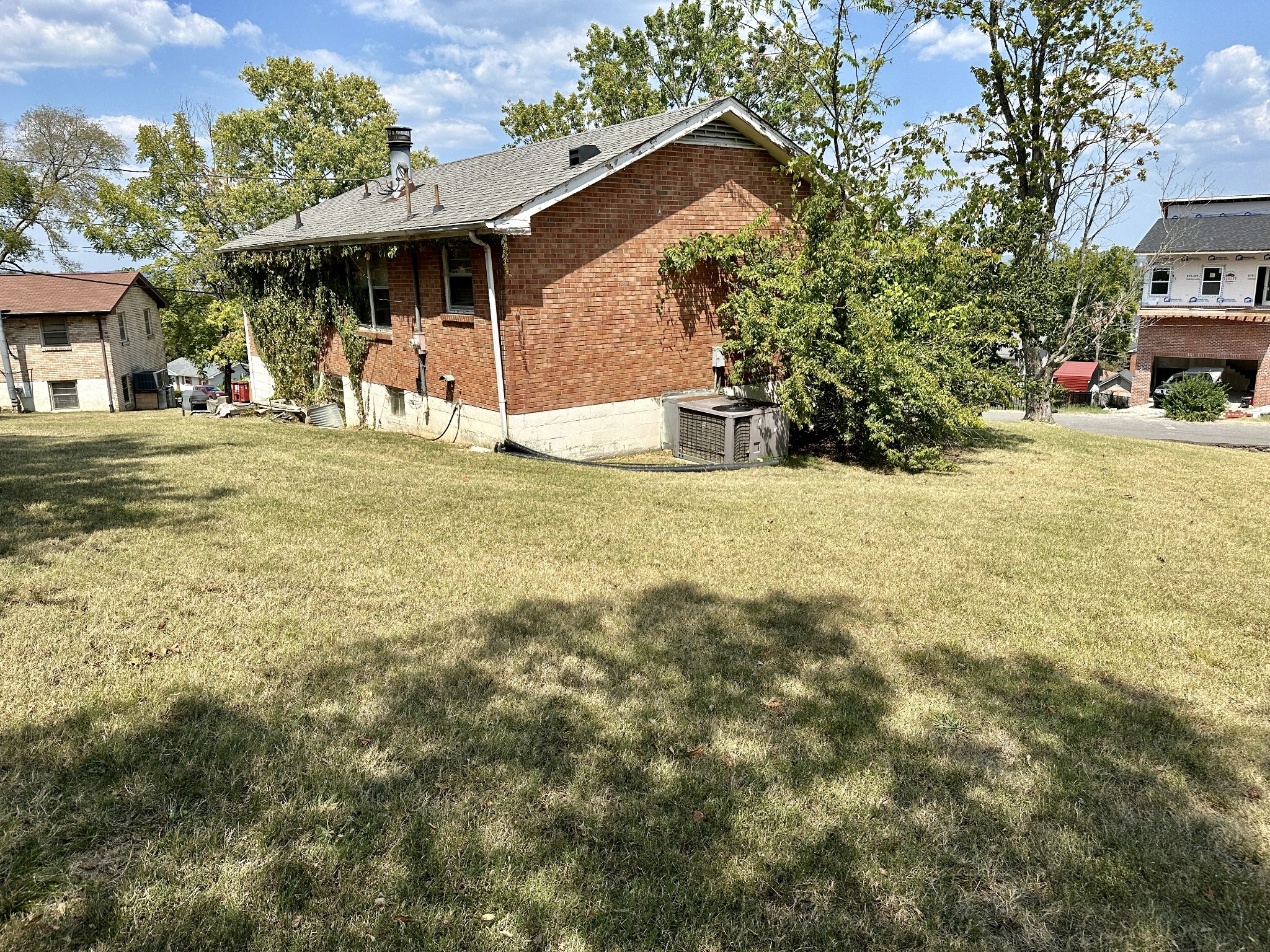 Image 6 of 74 For 1675 73rd Place