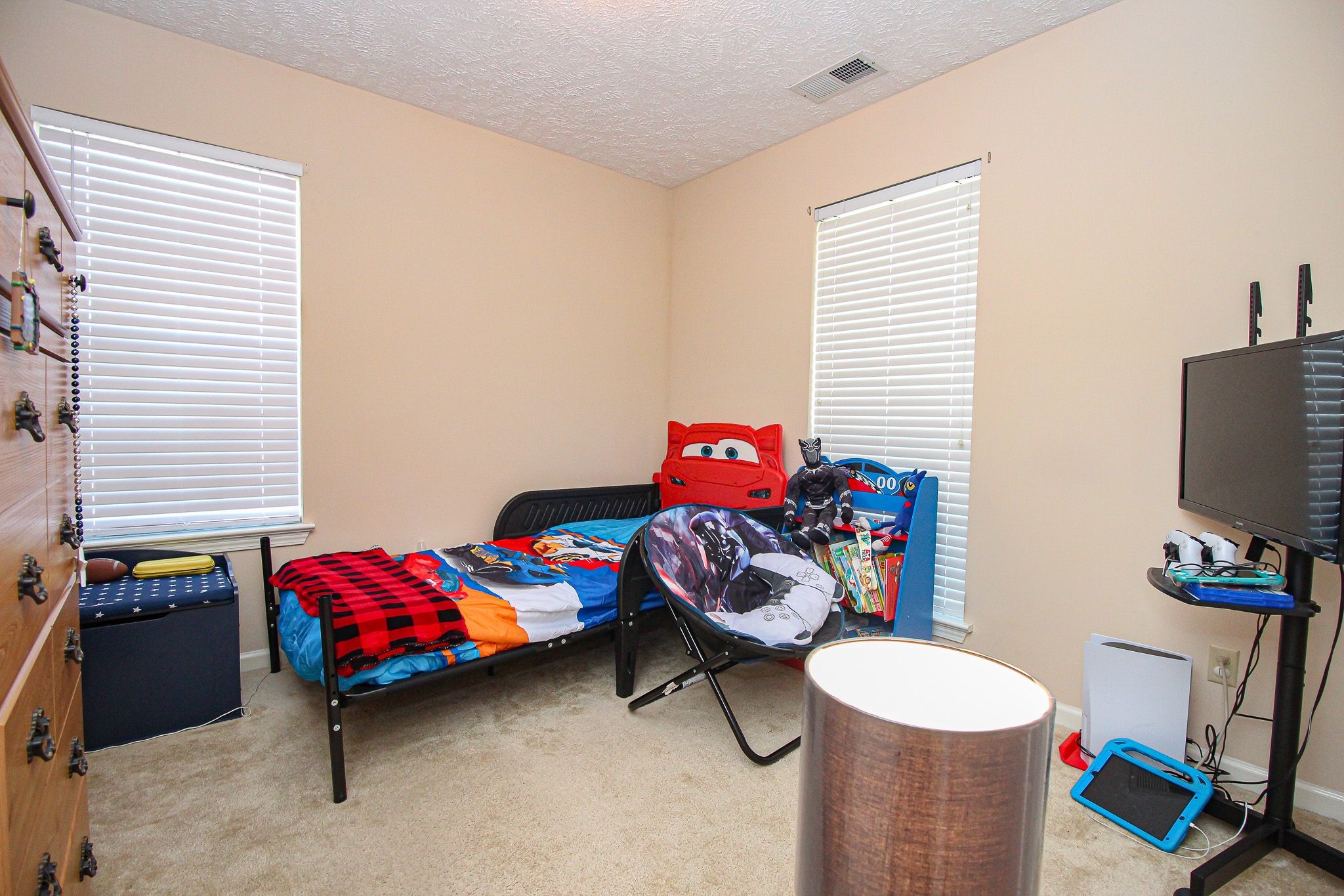 Image 11 of 30 For 18435 58th Street