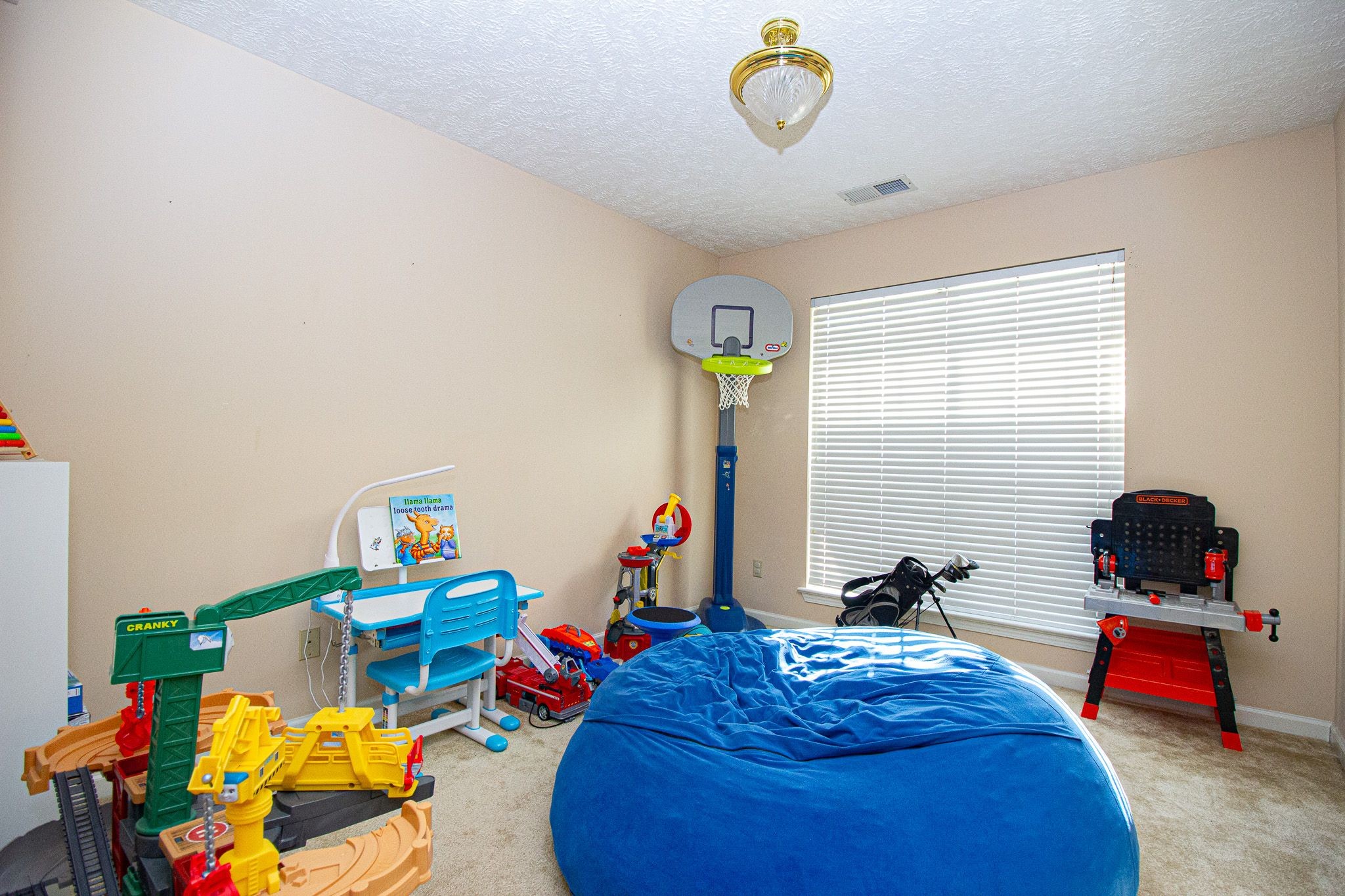 Image 9 of 30 For 18435 58th Street