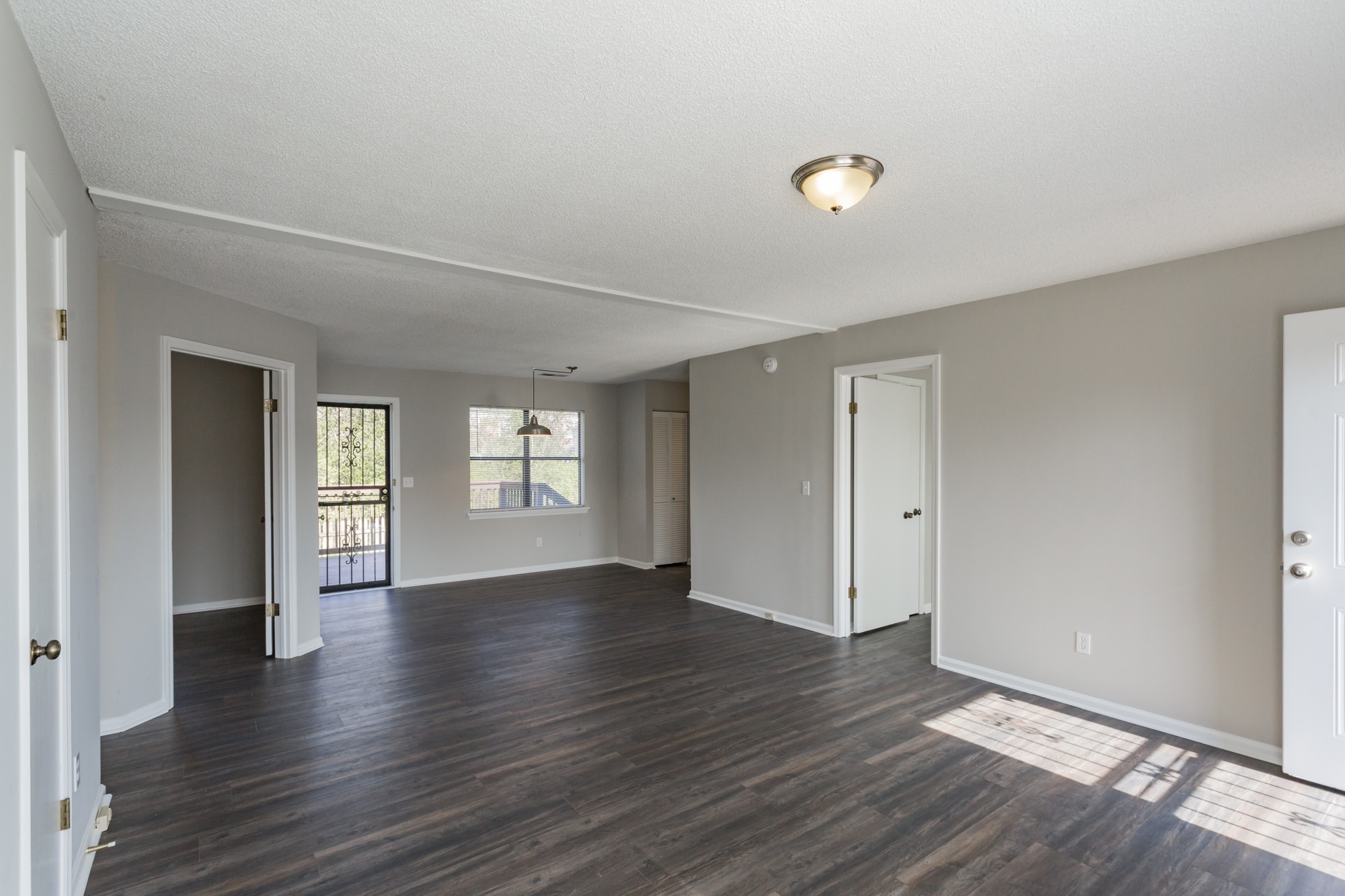 Image 2 of 4 For 25329 141st Street 386