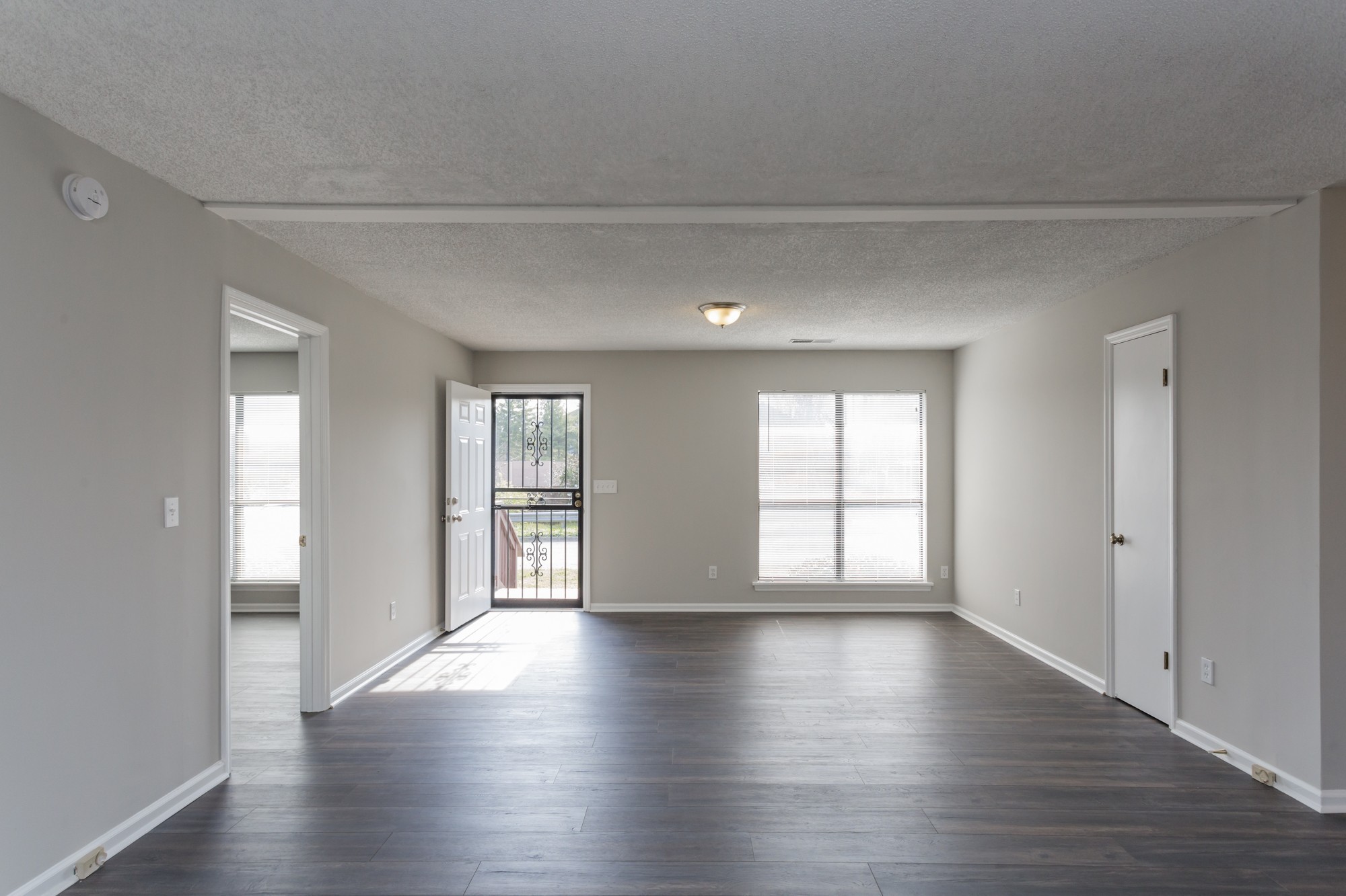 Image 5 of 8 For 25329 141st Street 386