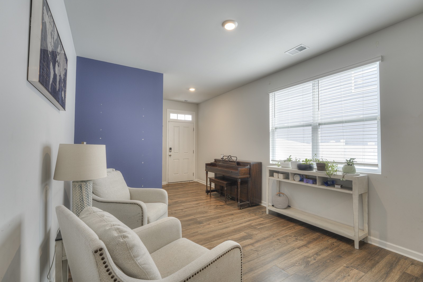 Image 6 of 13 For 4637 84th Street