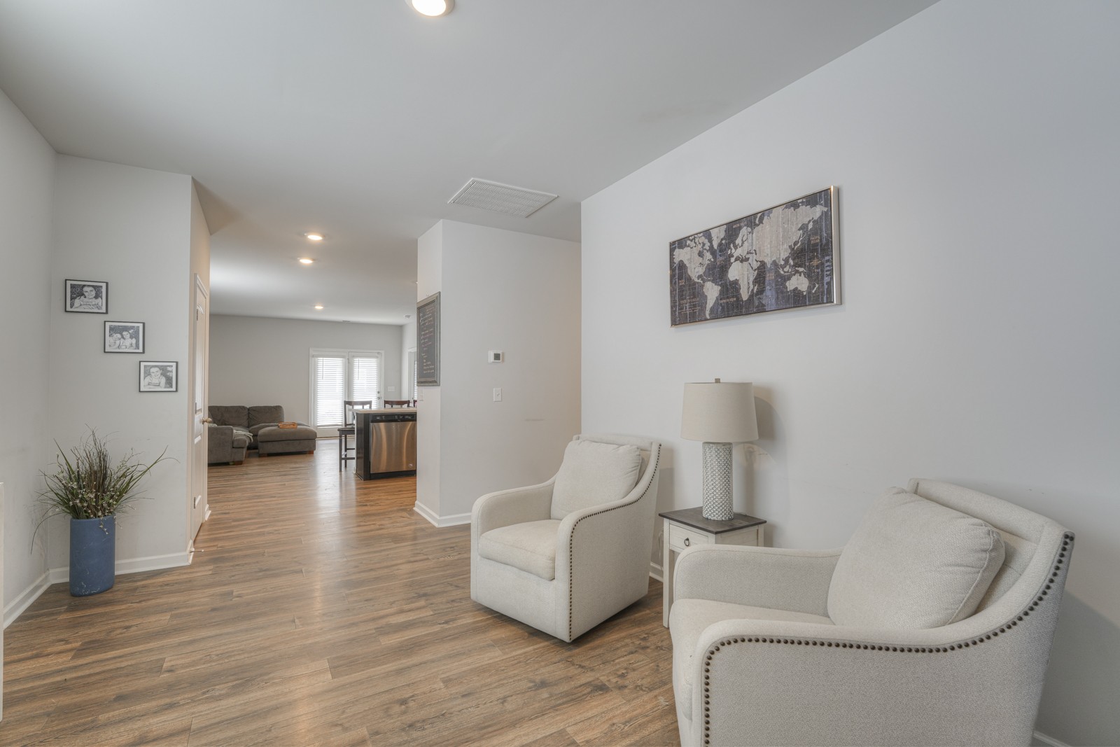 Image 7 of 13 For 4637 84th Street