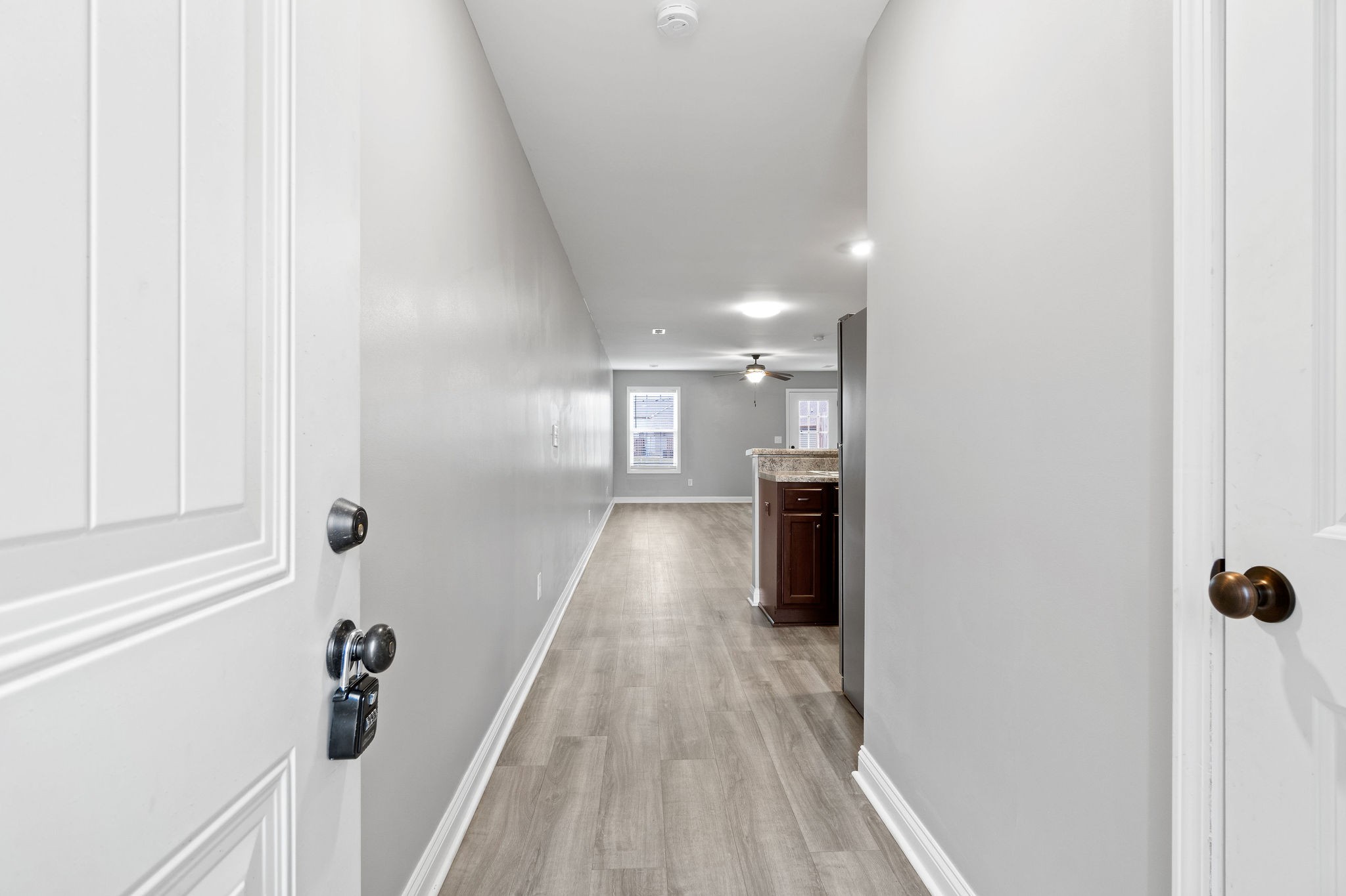 Listing photo id 0 for 1 Fisher Terrace Trace 201