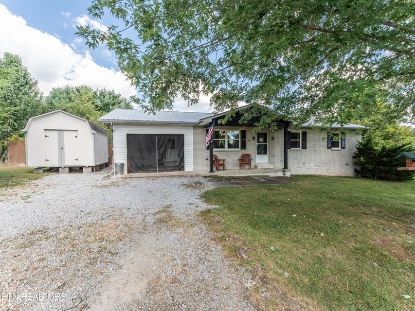 Listing photo id 0 for 1 Fisher Terrace Trace 202